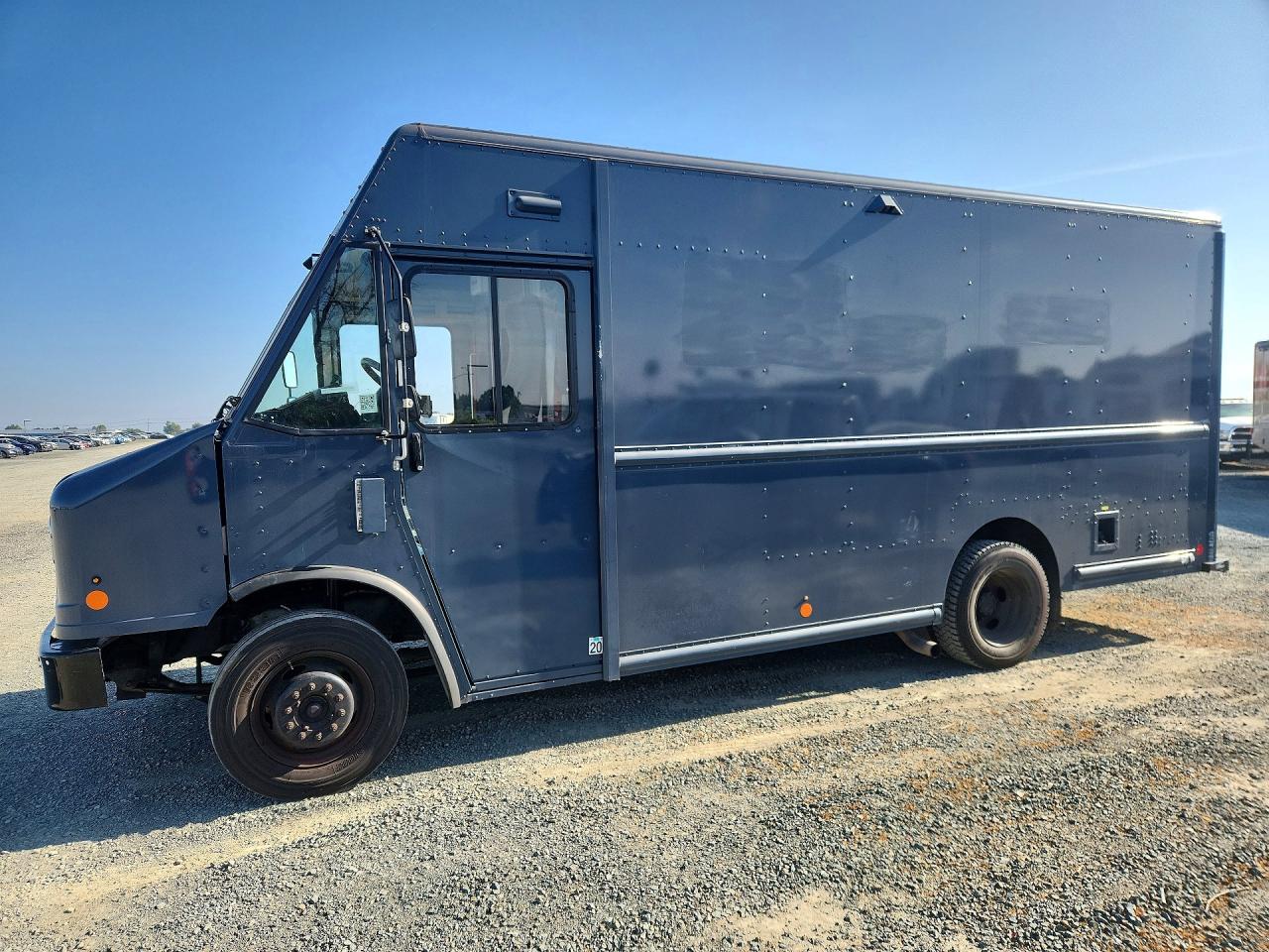 2020 FORD F59
