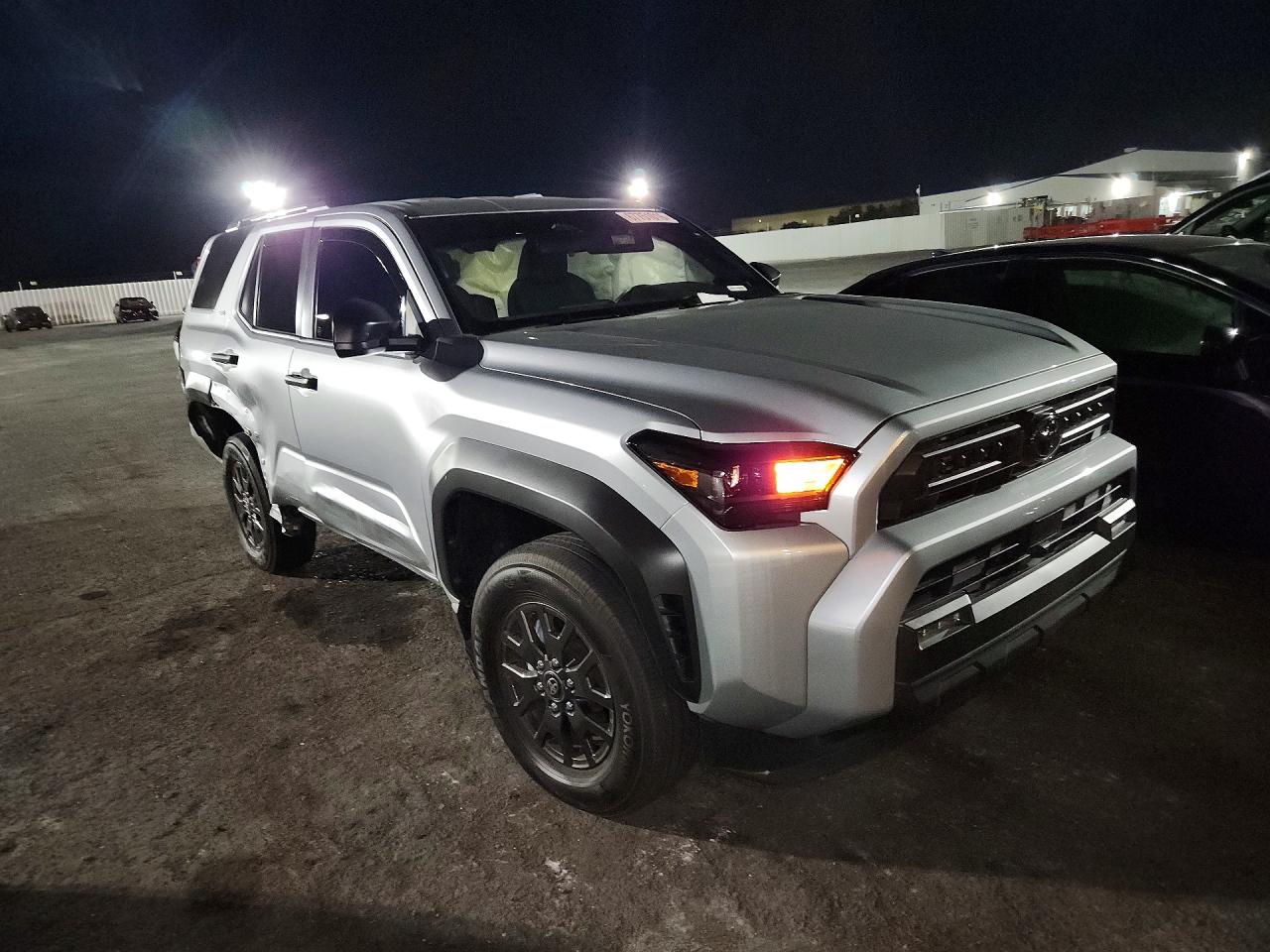 2025 TOYOTA 4RUNNER SR5 — снимка 4