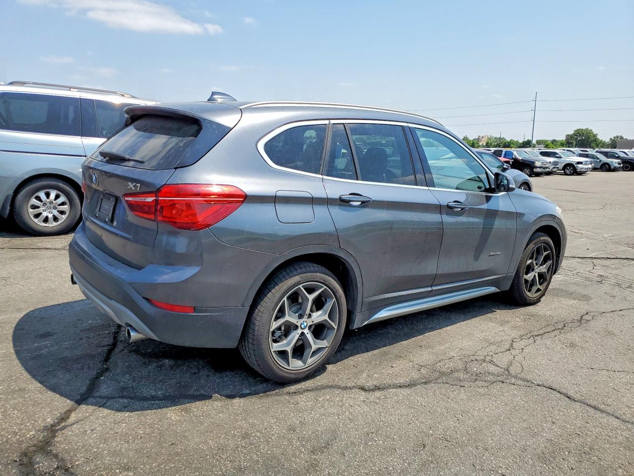 2018 BMW X1 XDRIVE28I — снимка 3