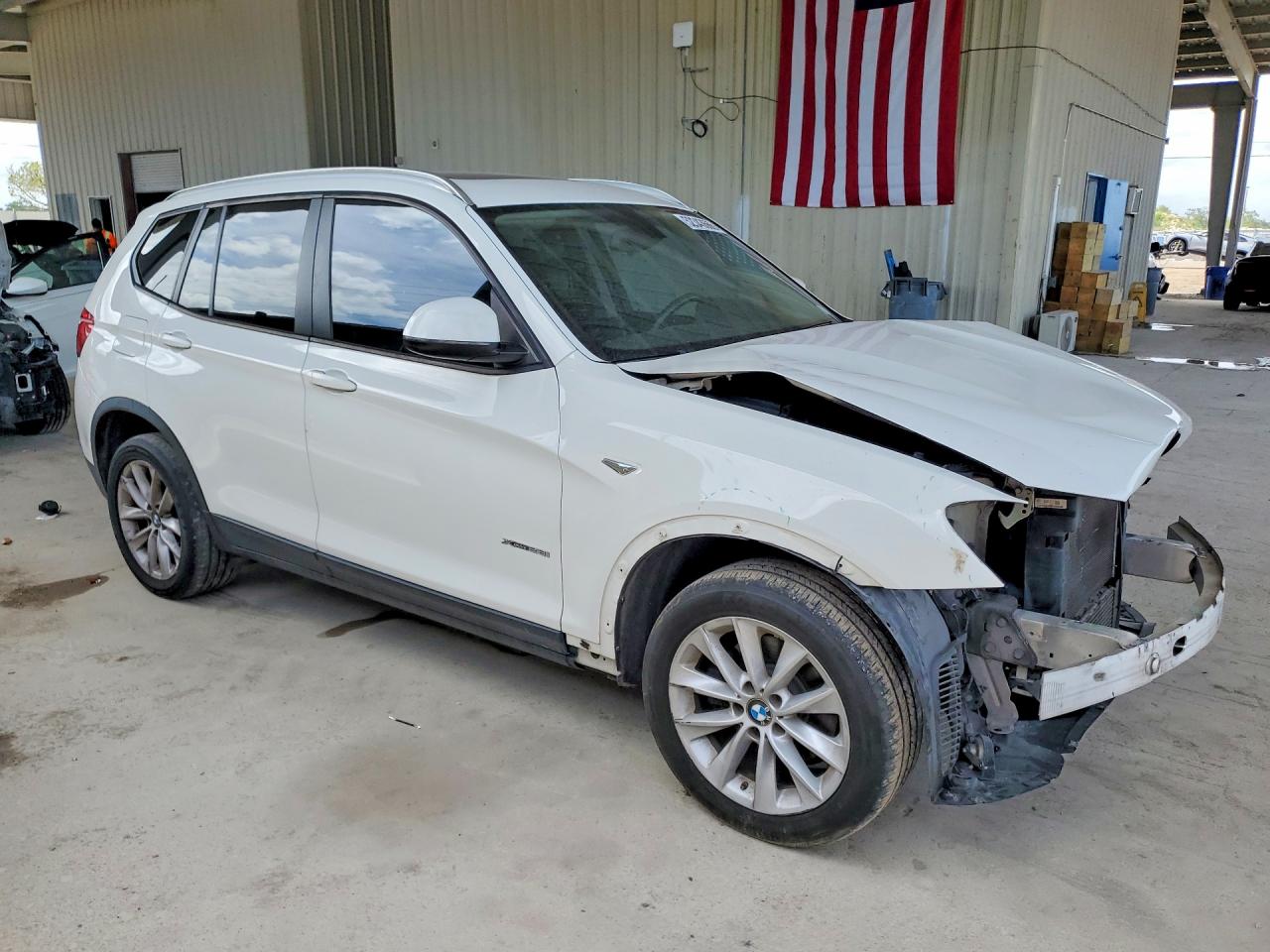 2017 BMW X3 XDRIVE28I — снимка 4