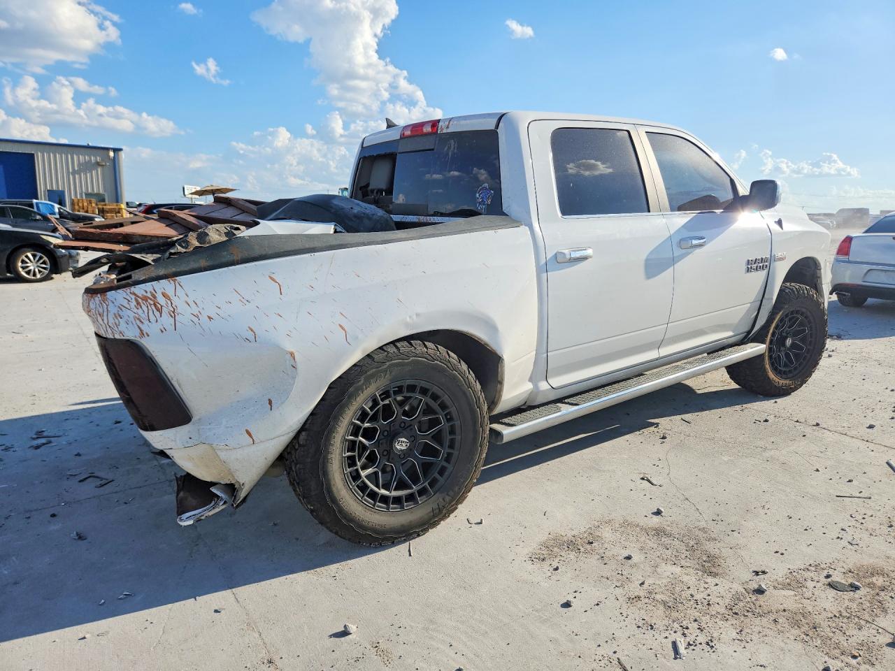 2018 RAM 1500 SLT — снимка 3