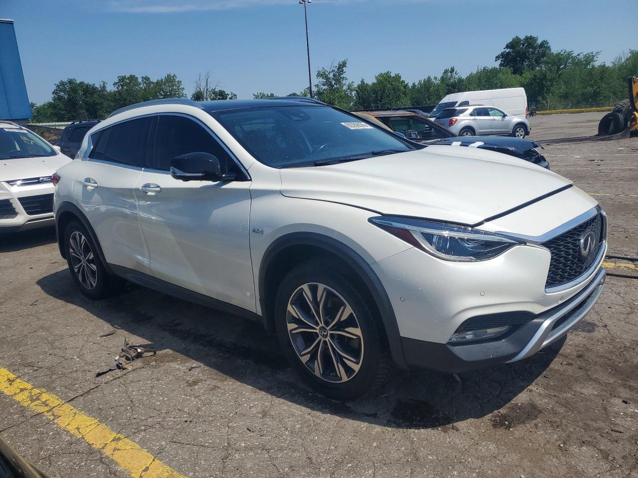 2017 INFINITI QX30 PREMIUM — снимка 4
