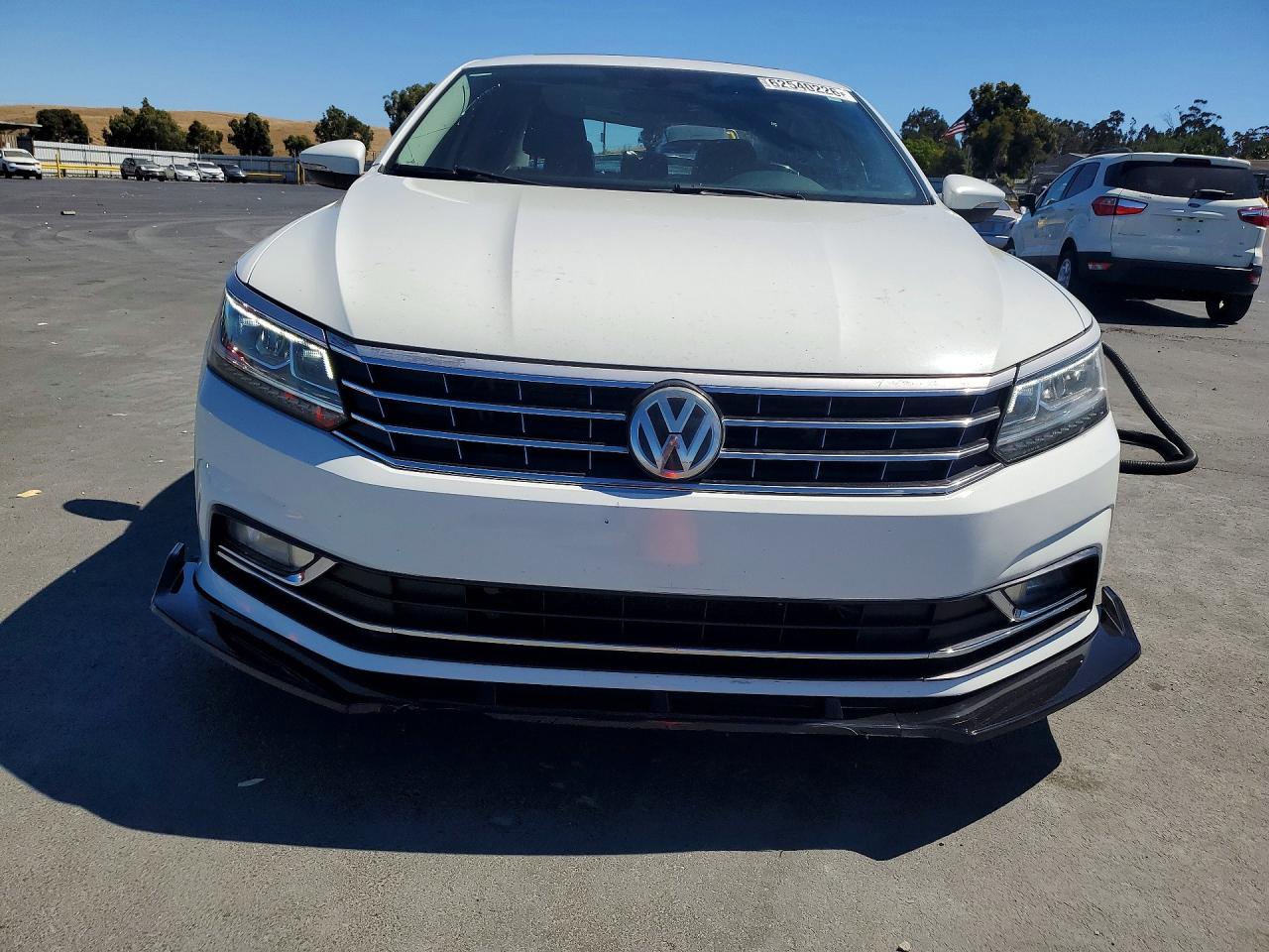 2016 VOLKSWAGEN PASSAT SE — снимка 5
