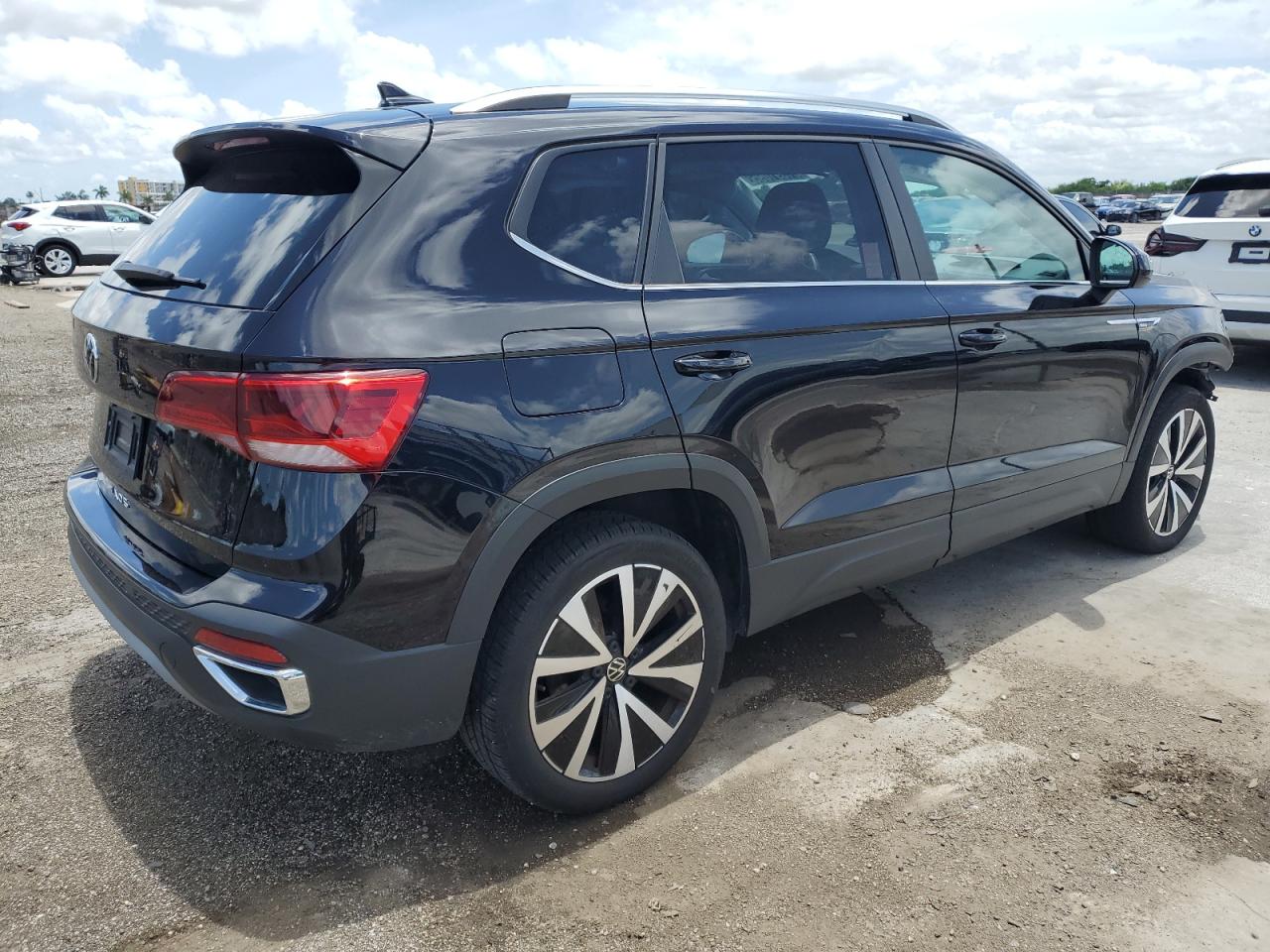 2024 VOLKSWAGEN TAOS SE — снимка 3