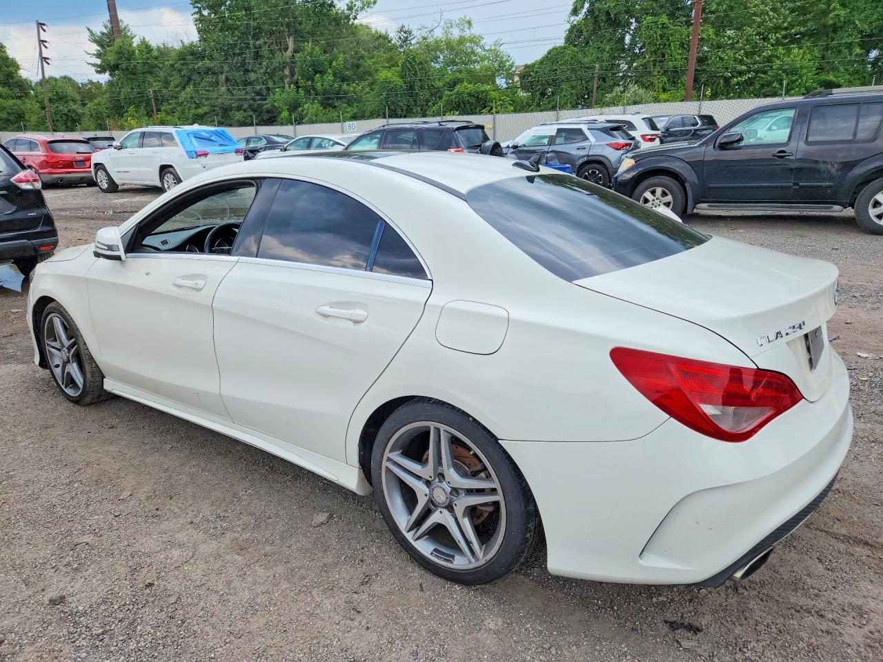 2014 MERCEDES-BENZ CLA 250 — снимка 2