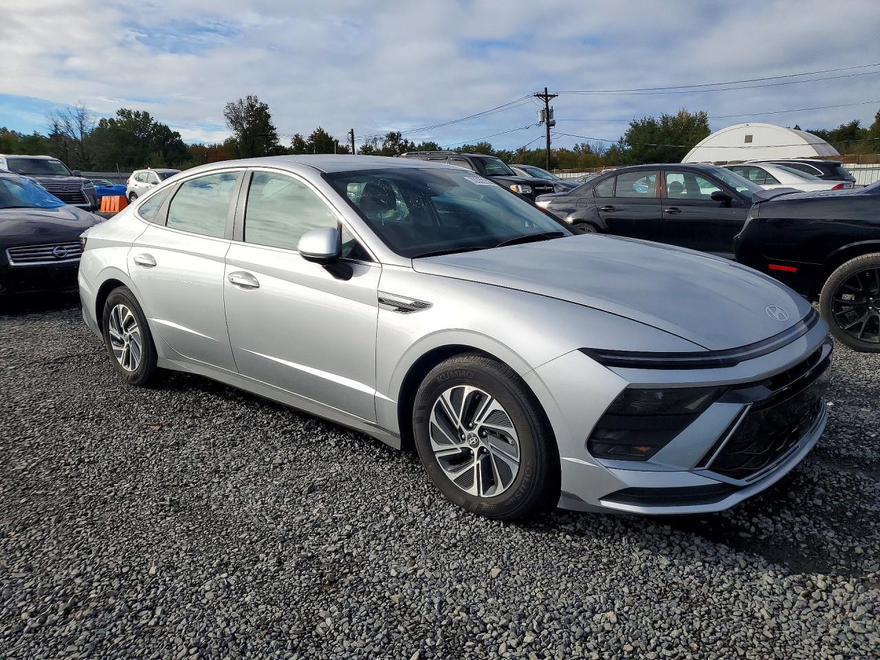 2026 HYUNDAI SONATA HYBRID BLUE — photo 4