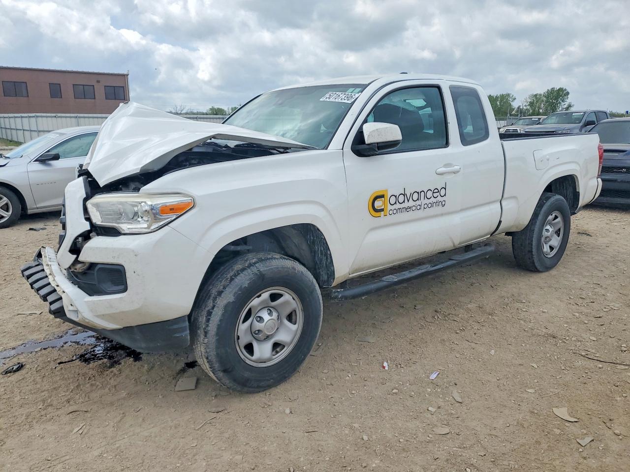 2018 TOYOTA TACOMA SR