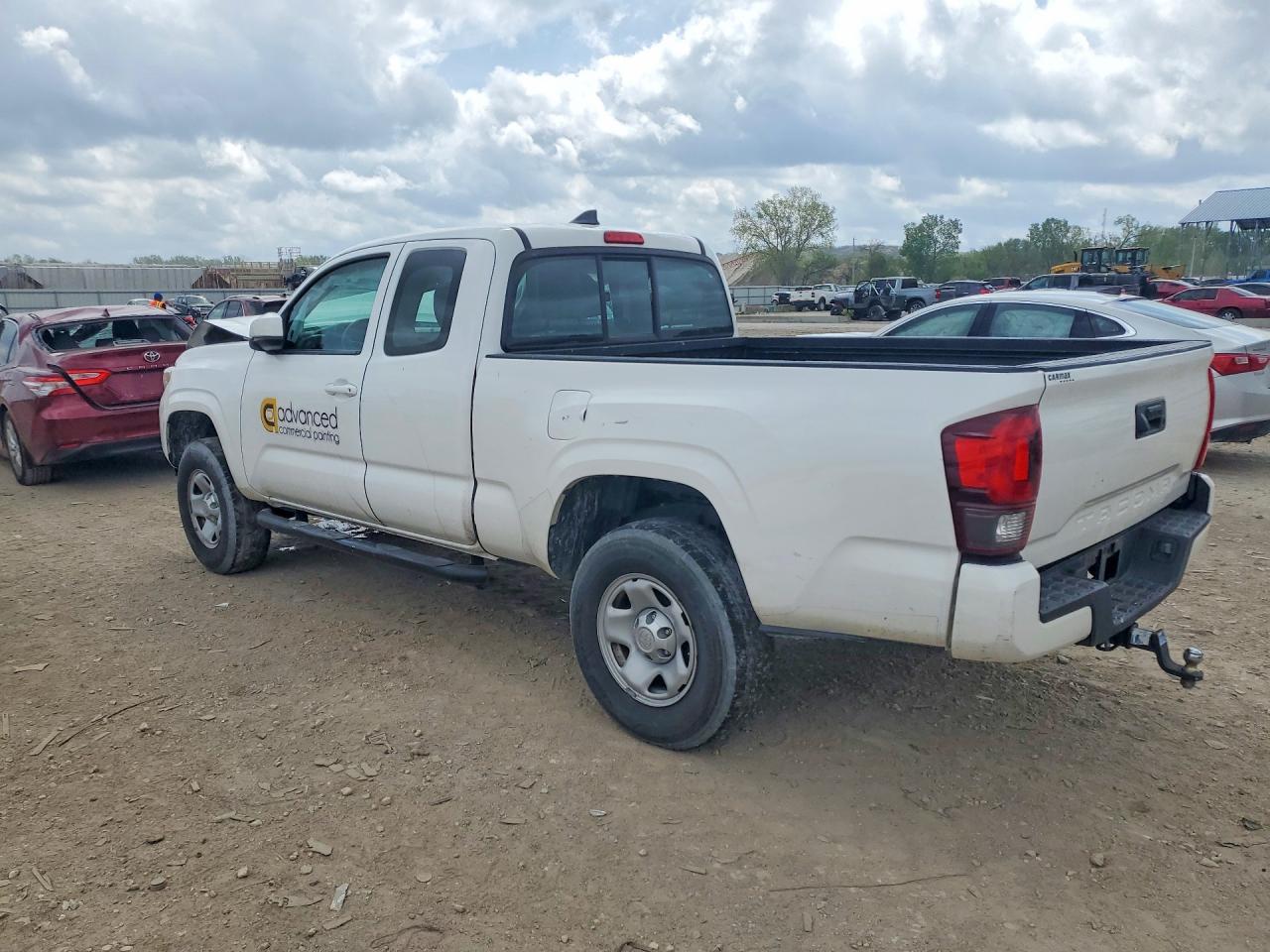 2018 TOYOTA TACOMA SR — снимка 2