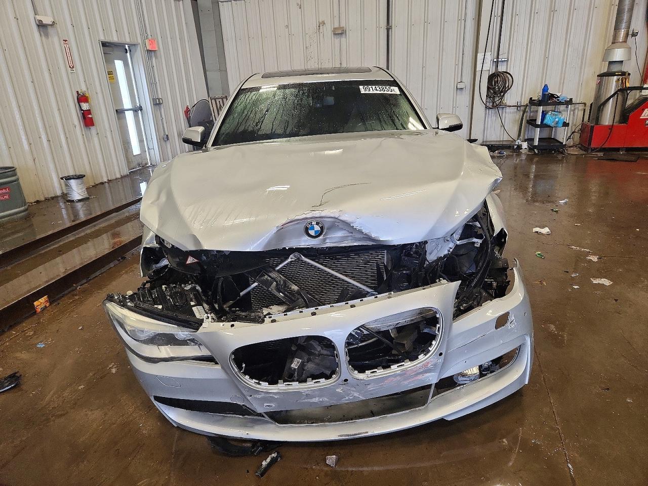 2013 BMW 740 I — снимка 5