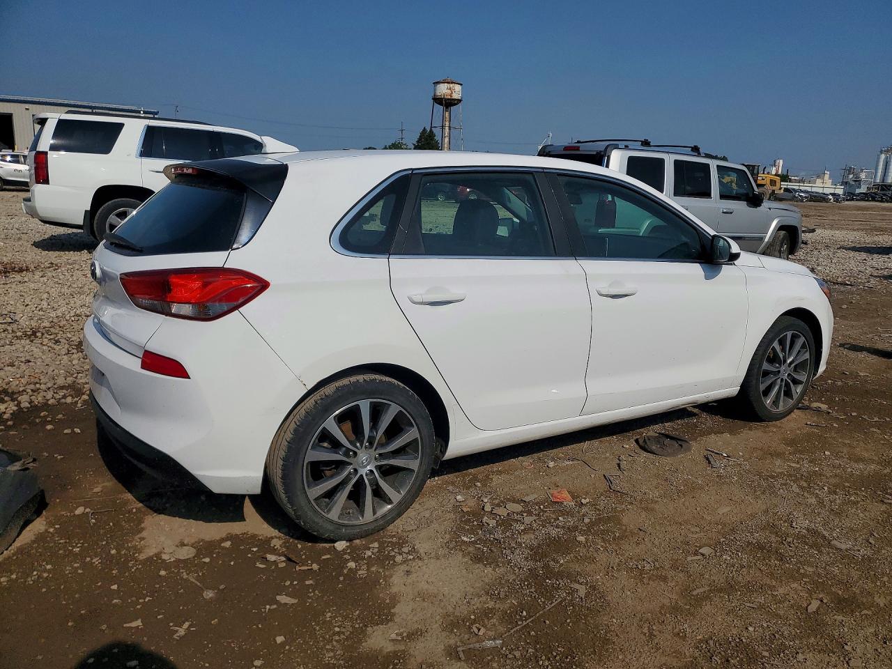 2018 HYUNDAI ELANTRA GT BASE — снимка 3