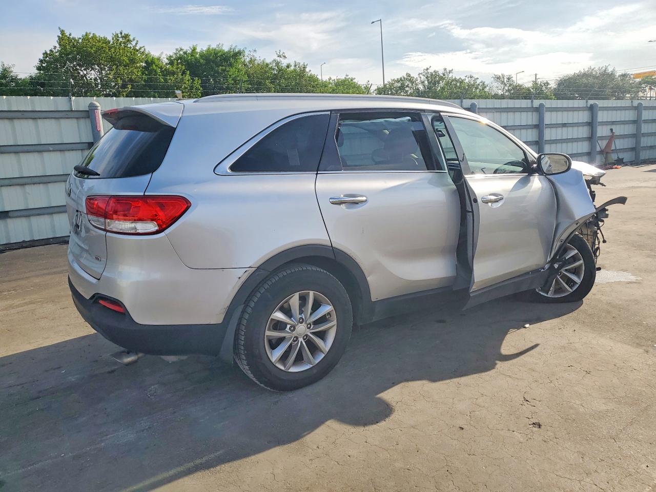 2018 KIA SORENTO LX — снимка 3