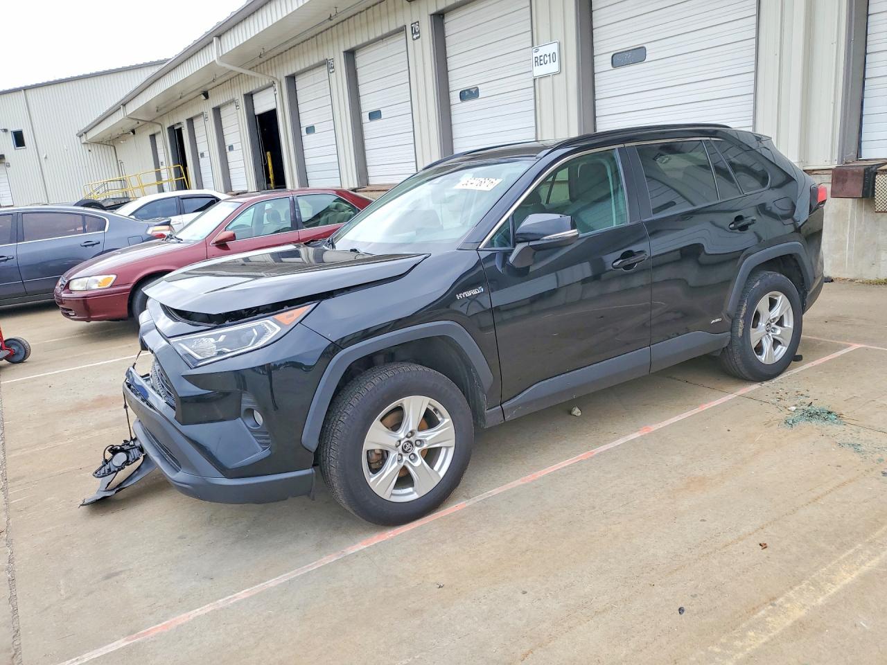 2020 TOYOTA RAV4 HYBRID XLE