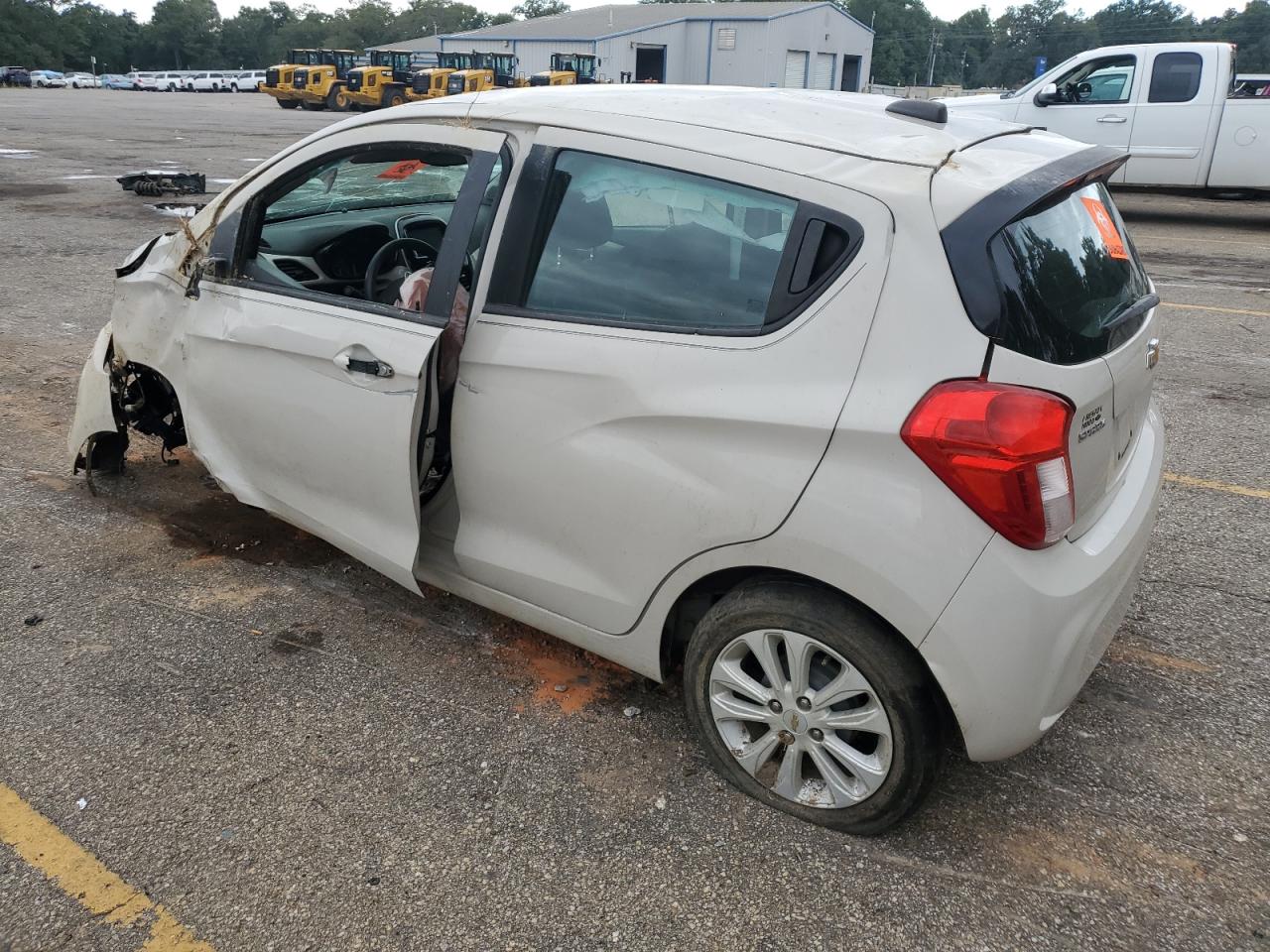 2017 CHEVROLET SPARK 1LT — снимка 2
