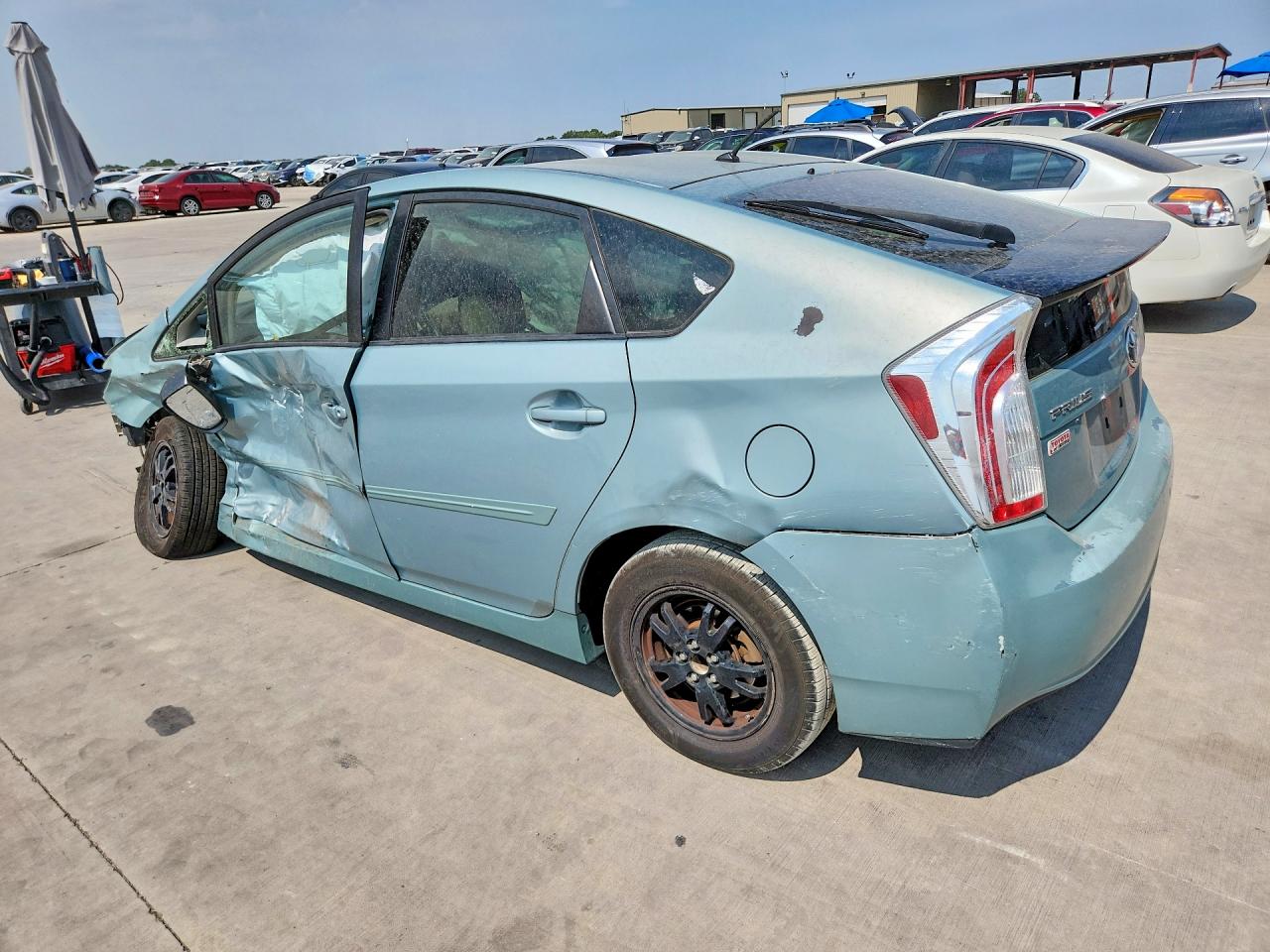 2015 TOYOTA PRIUS TWO — снимка 2