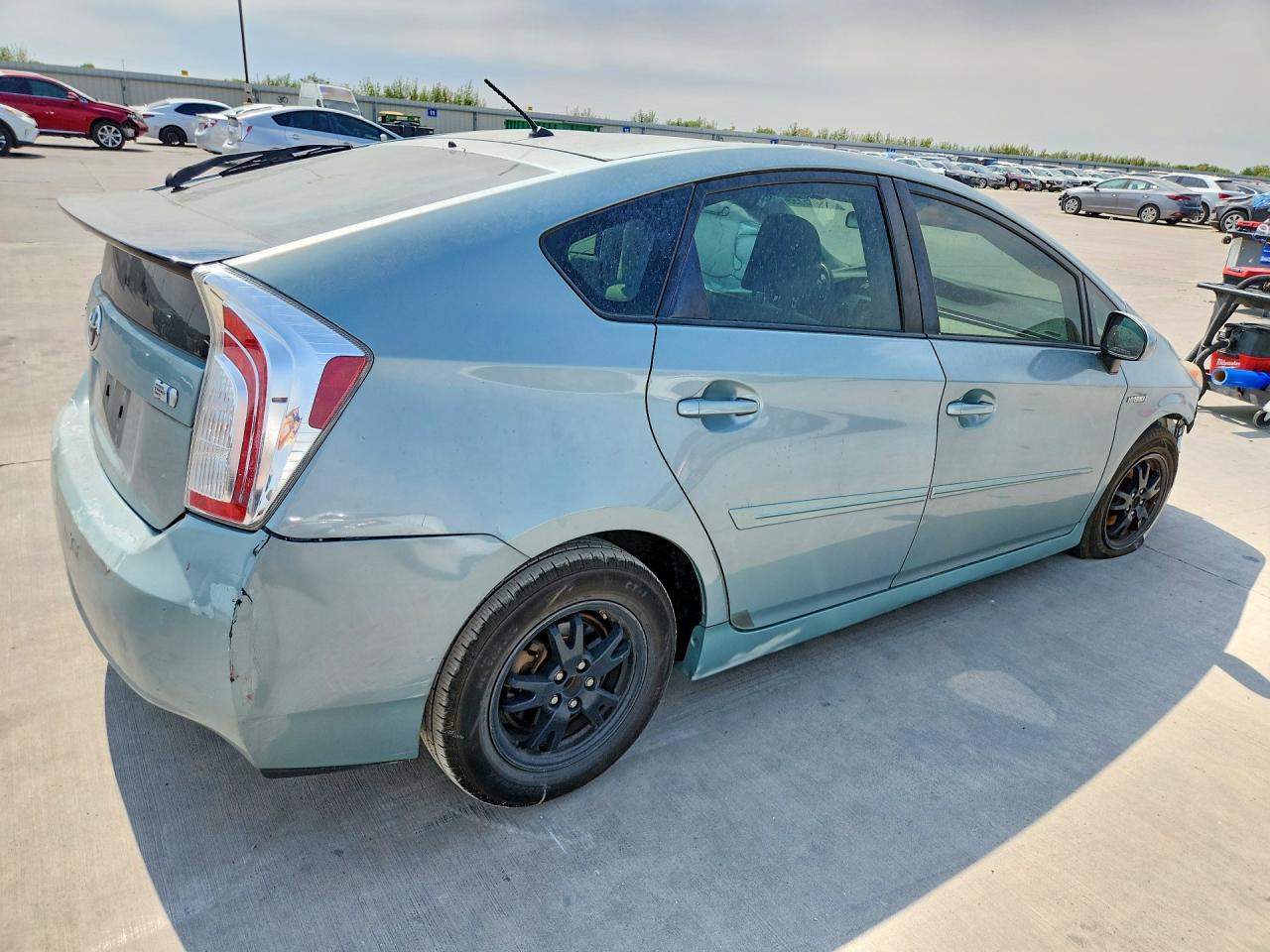 2015 TOYOTA PRIUS TWO — снимка 3