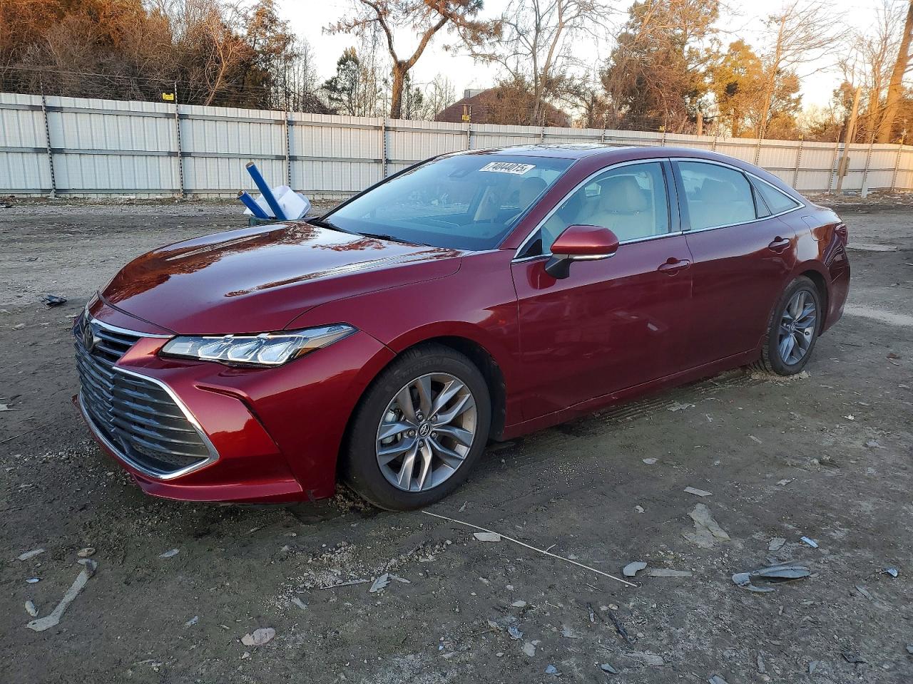 2019 TOYOTA AVALON XLE