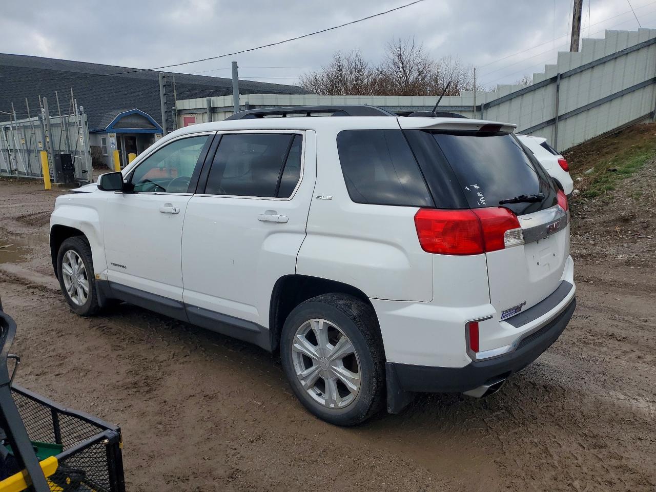 2017 GMC TERRAIN SLE — снимка 2