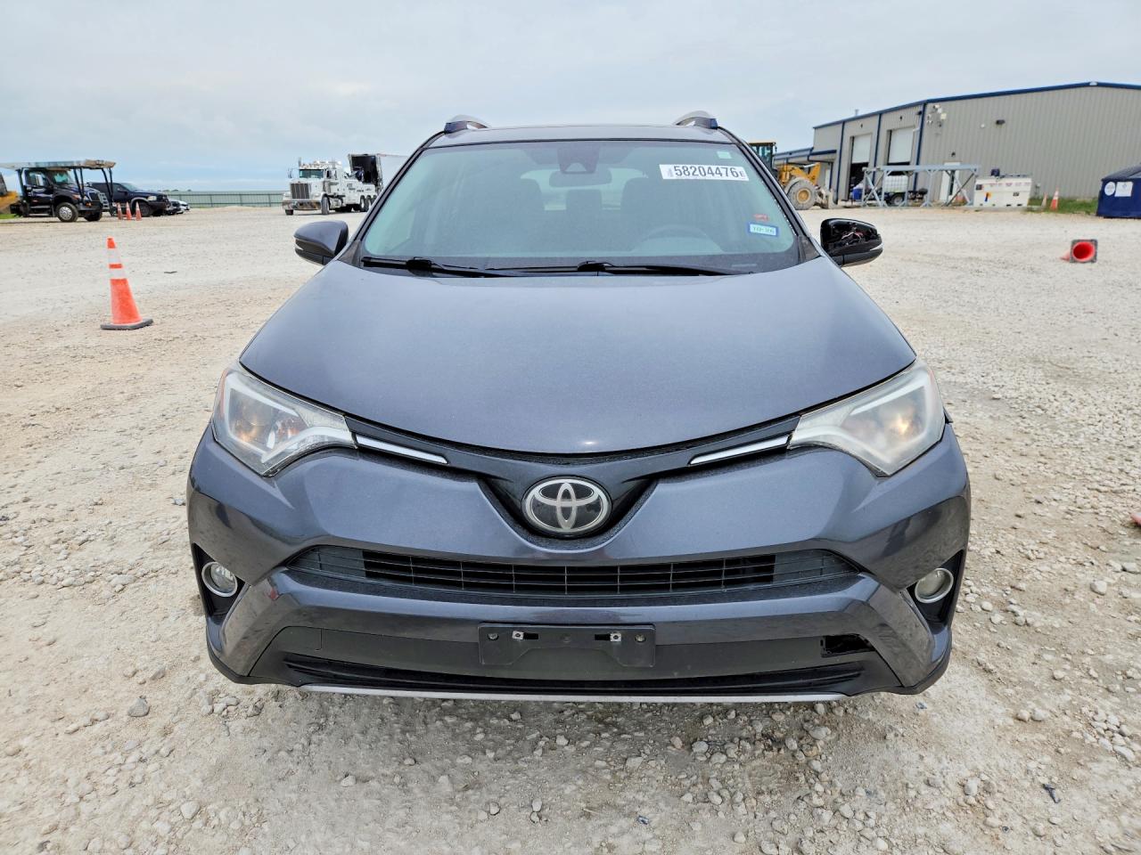 2017 TOYOTA RAV4 XLE — снимка 5