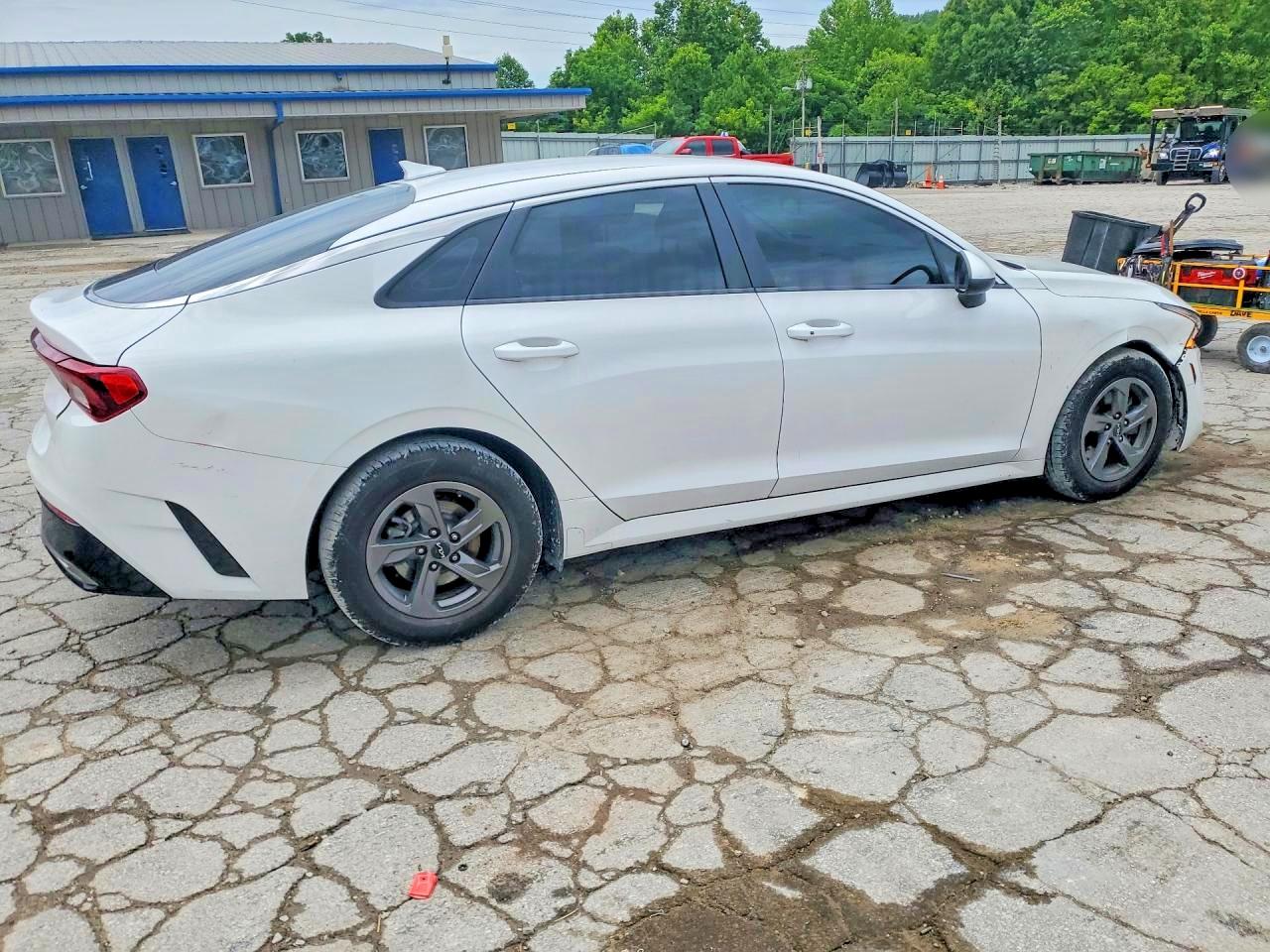 2022 KIA K5 LXS — снимка 3