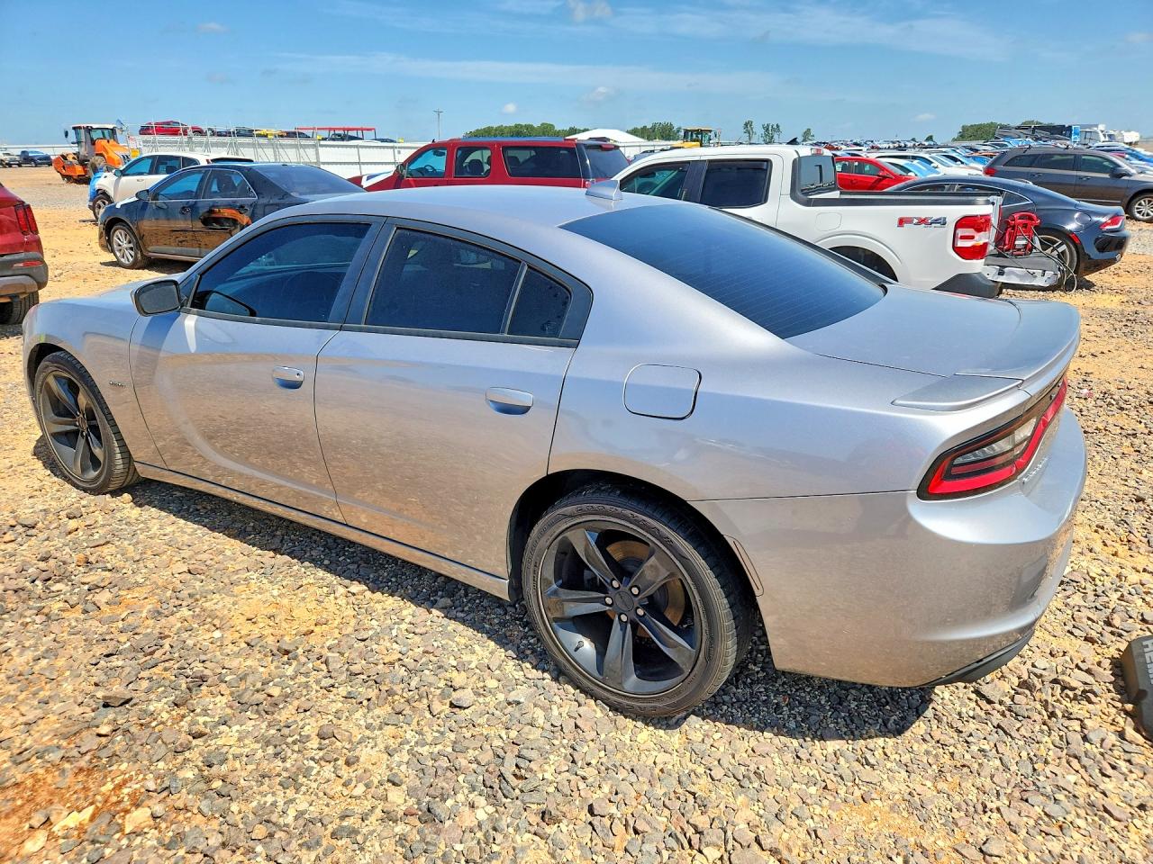 2015 DODGE CHARGER R/T — снимка 2