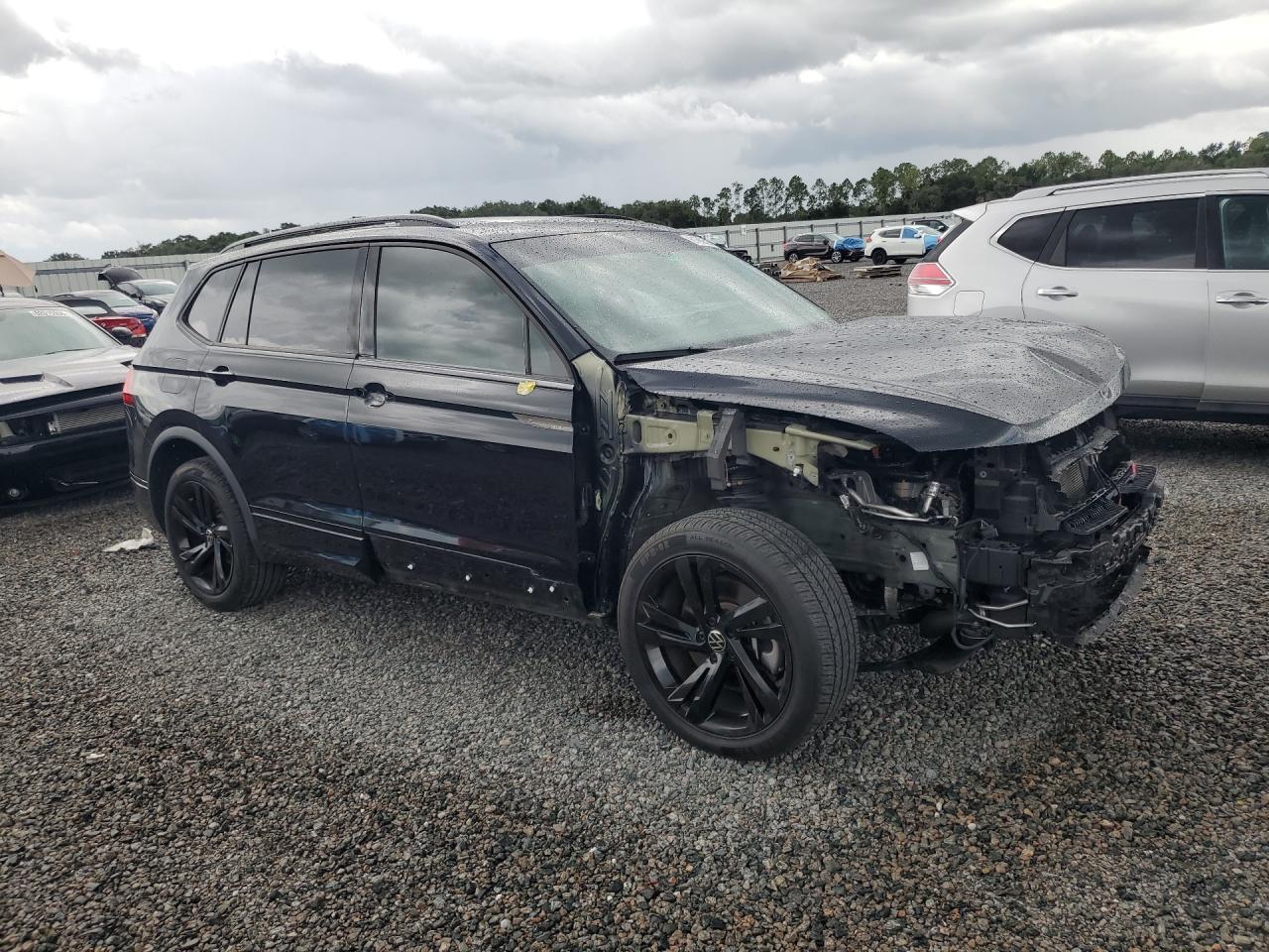 2024 VOLKSWAGEN TIGUAN SE R-LINE BLACK — снимка 4