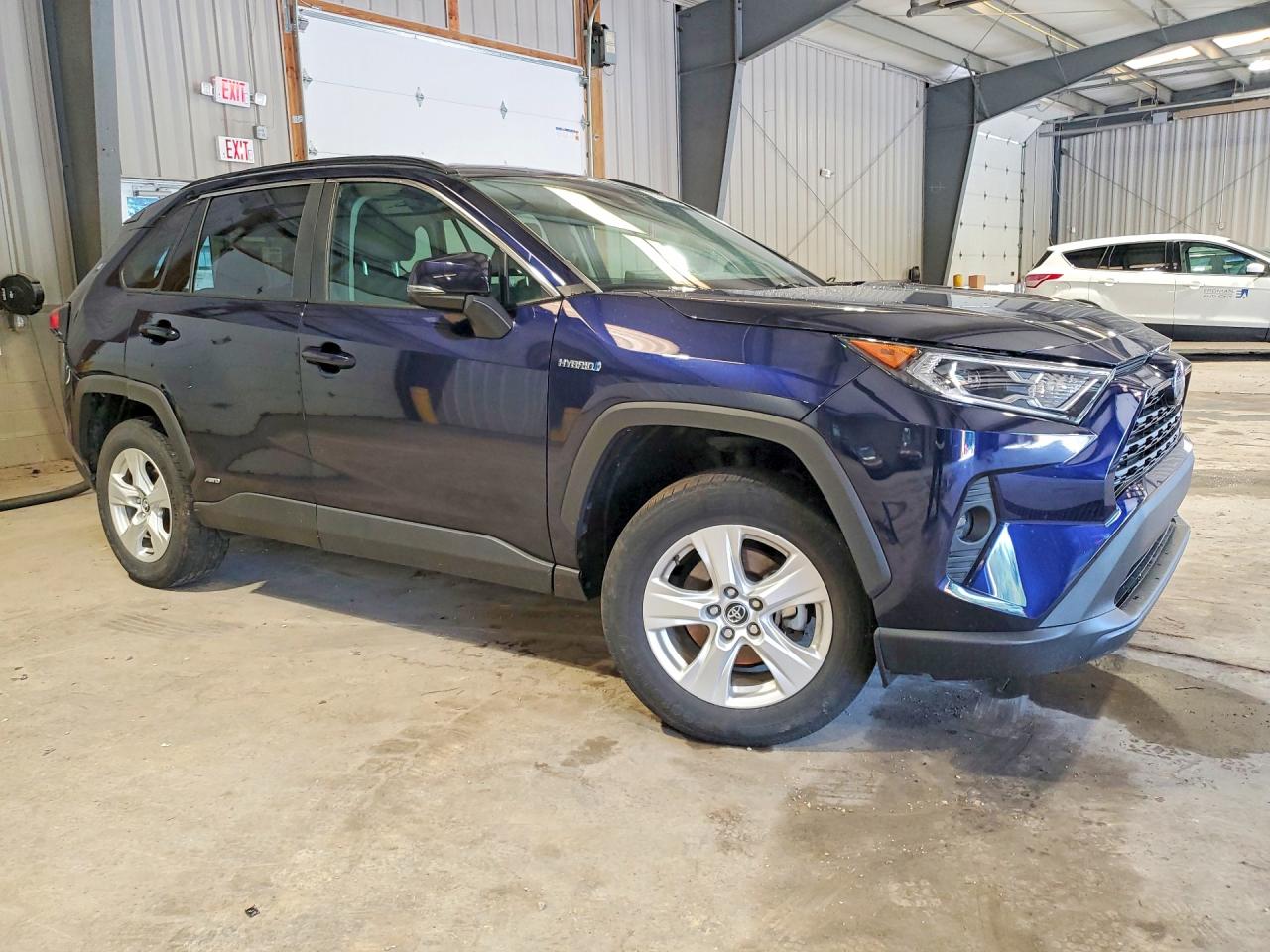 2020 TOYOTA RAV4 HYBRID XLE — снимка 4