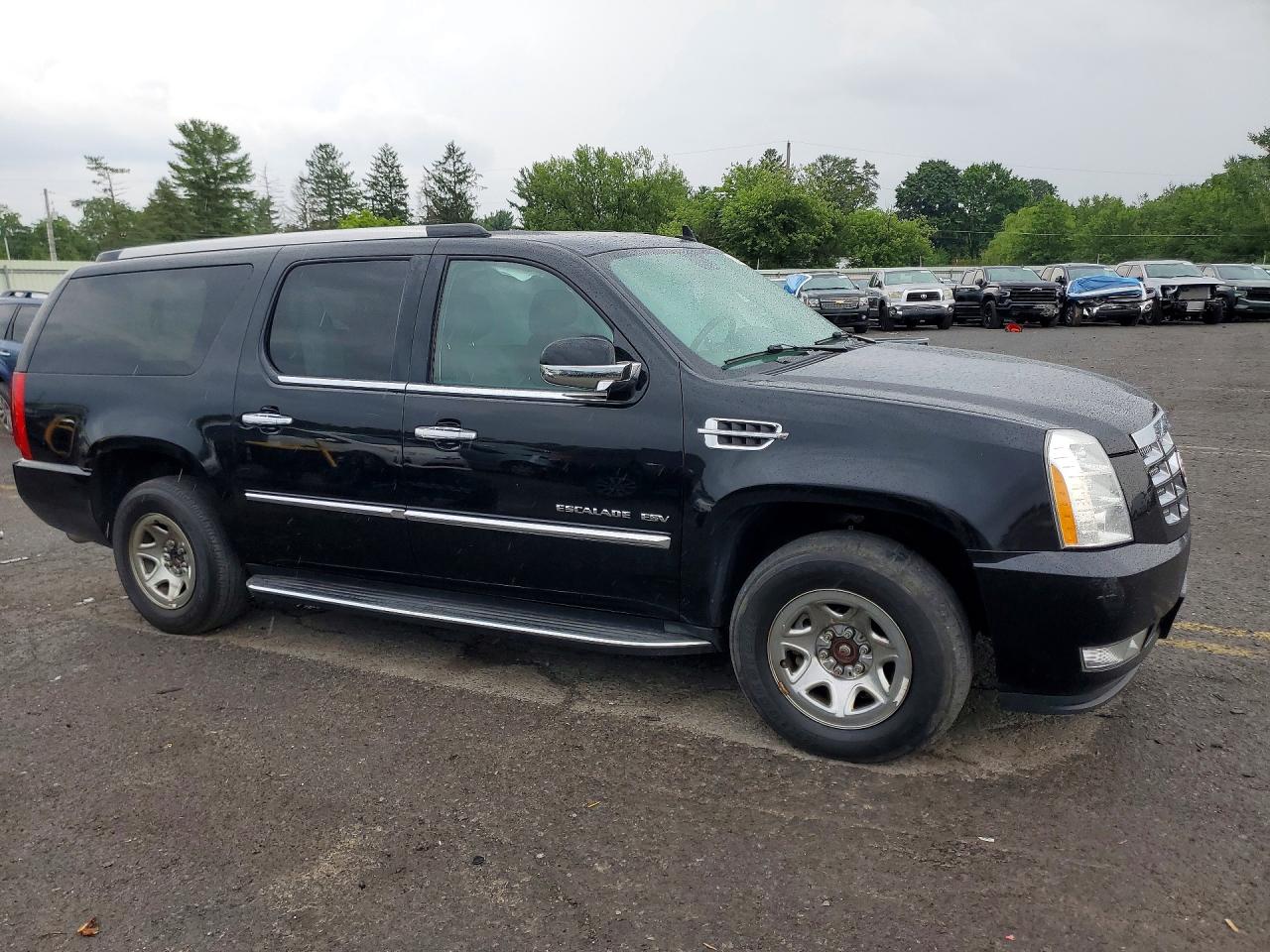 2013 CADILLAC ESCALADE ESV LUXURY — снимка 4