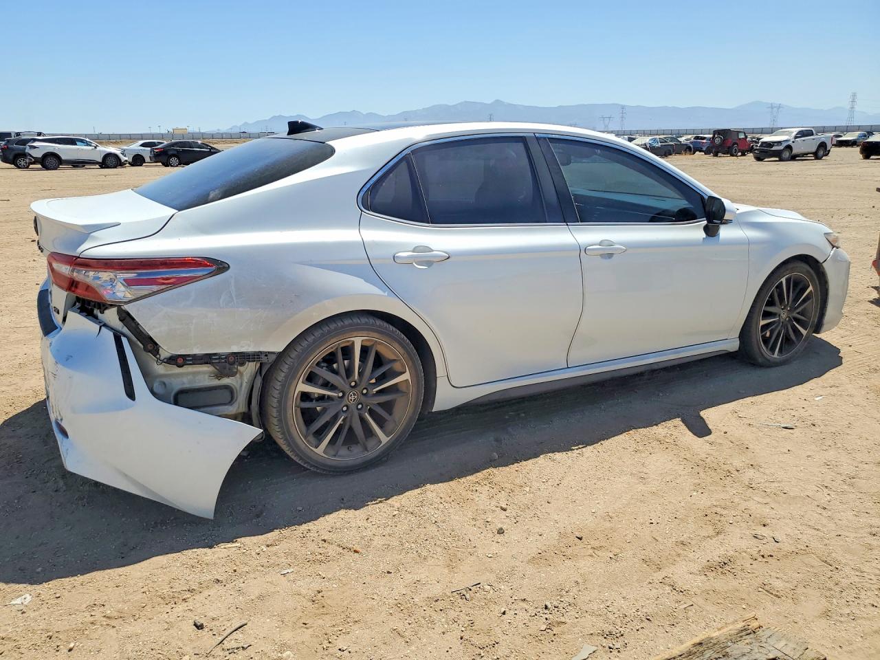 2019 TOYOTA CAMRY XSE V6 — снимка 3
