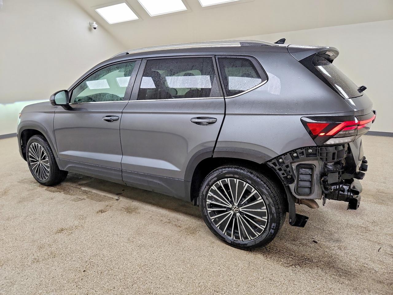 2026 VOLKSWAGEN TAOS SE — снимка 2