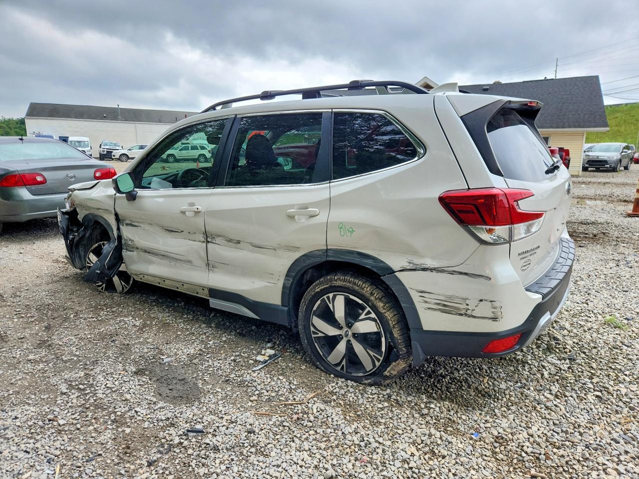 2021 SUBARU FORESTER TOURING — снимка 2