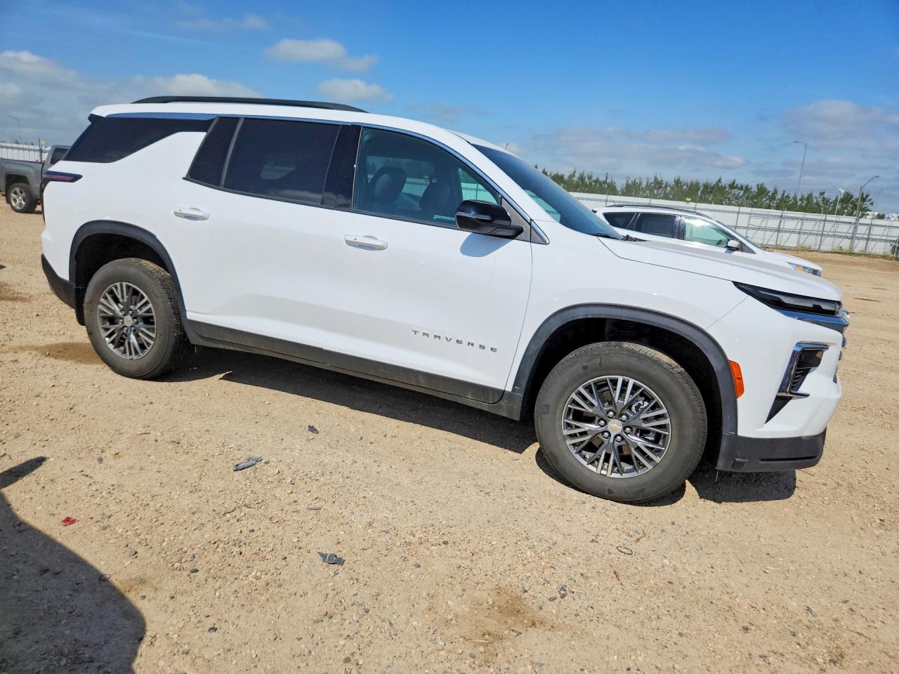 2025 CHEVROLET TRAVERSE LT — снимка 4