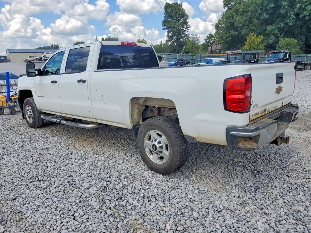 2015 CHEVROLET SILVERADO C2500 HEAVY DUTY — снимка 2