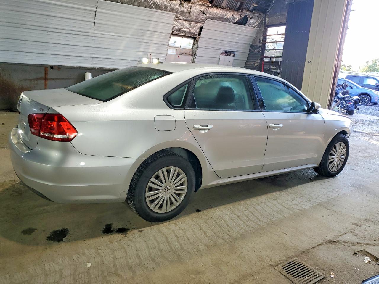 2015 VOLKSWAGEN PASSAT S — снимка 3
