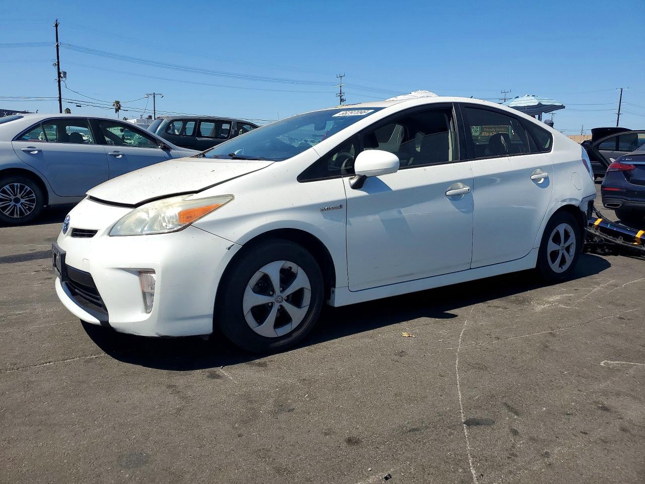 2015 TOYOTA PRIUS THREE