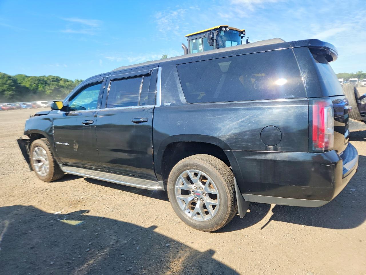 2017 GMC YUKON XL K1500 SLT — снимка 2