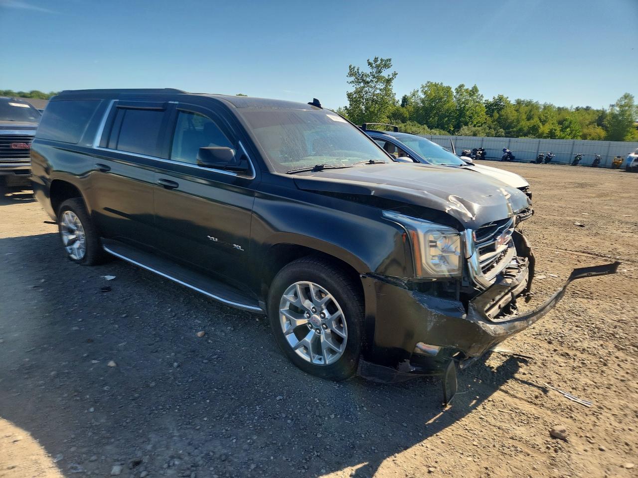 2017 GMC YUKON XL K1500 SLT — снимка 4