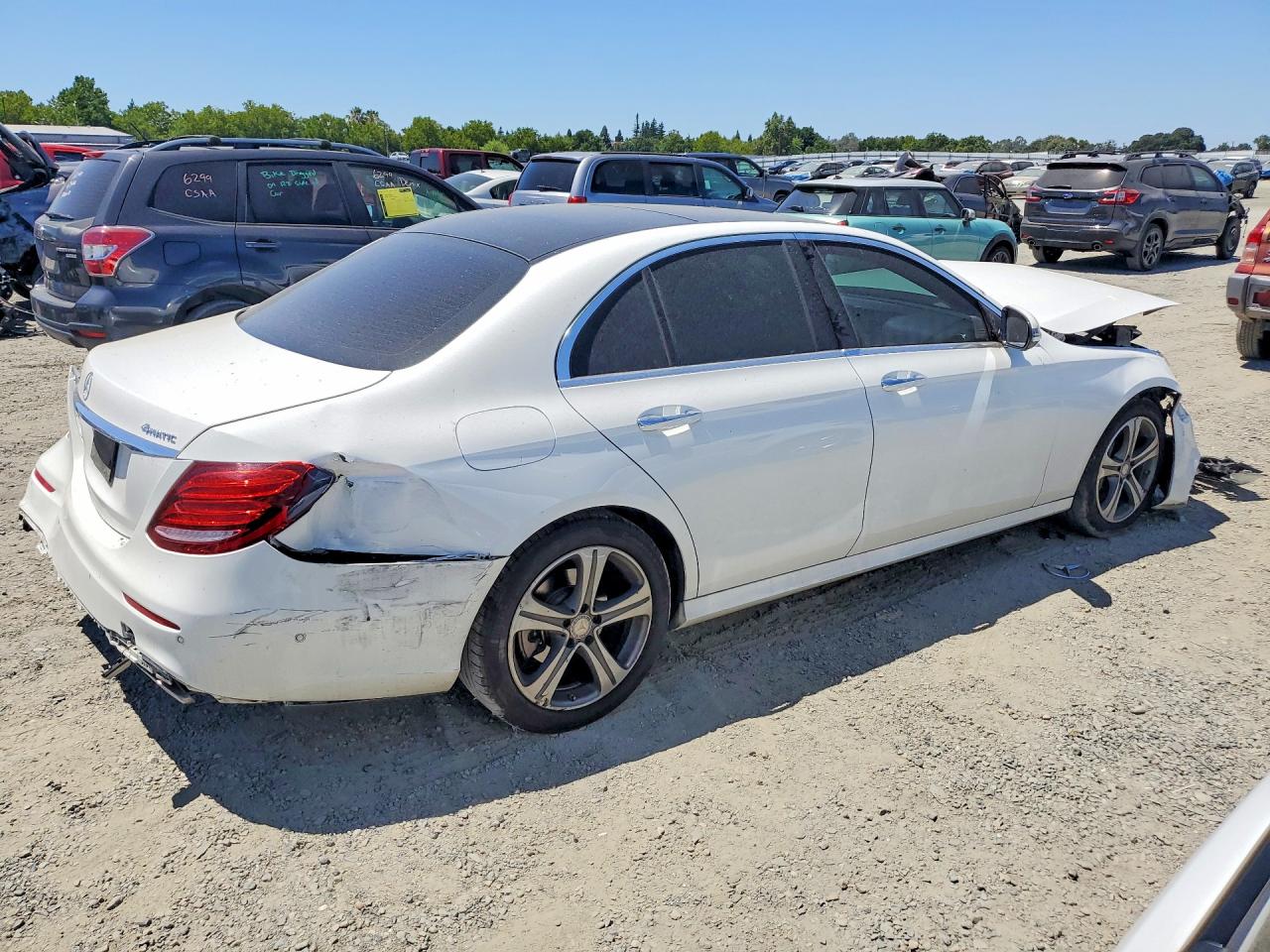2017 MERCEDES-BENZ E 300 4MATIC — снимка 3