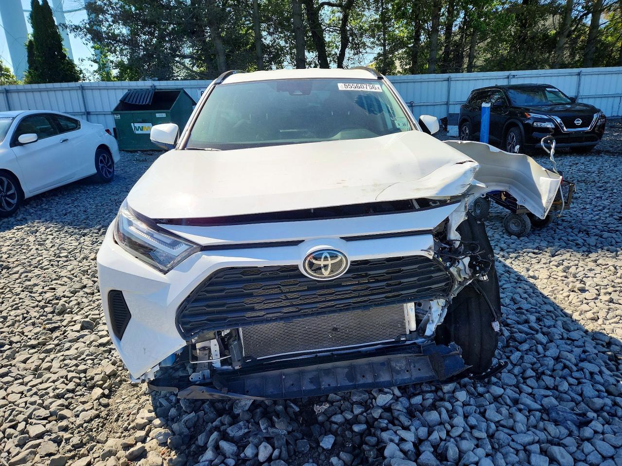 2025 TOYOTA RAV4 XLE — снимка 5