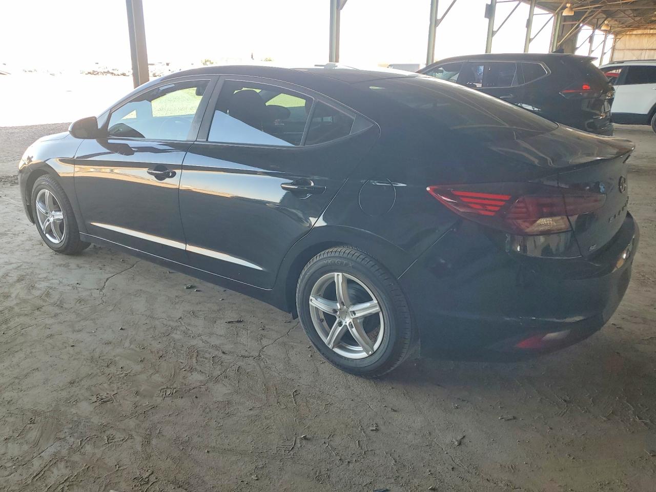 2019 HYUNDAI ELANTRA SE — снимка 2