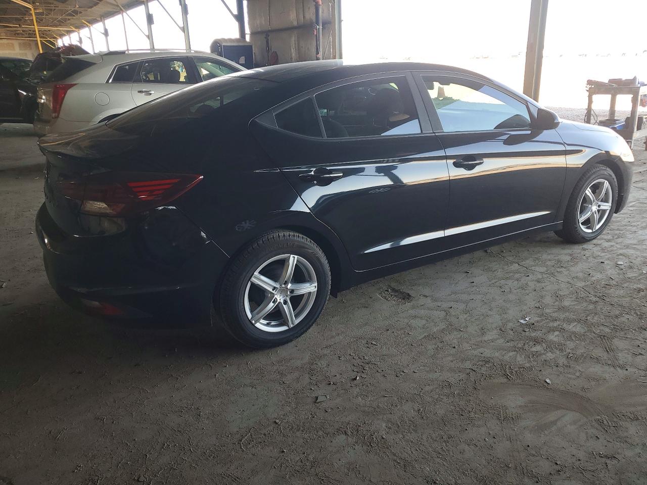 2019 HYUNDAI ELANTRA SE — снимка 3