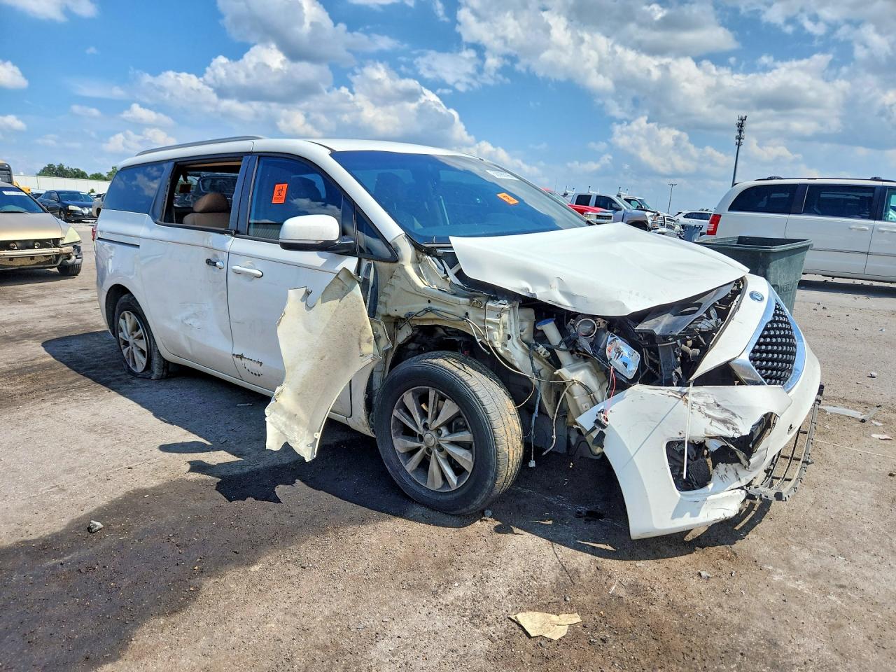 2016 KIA SEDONA LX — снимка 4