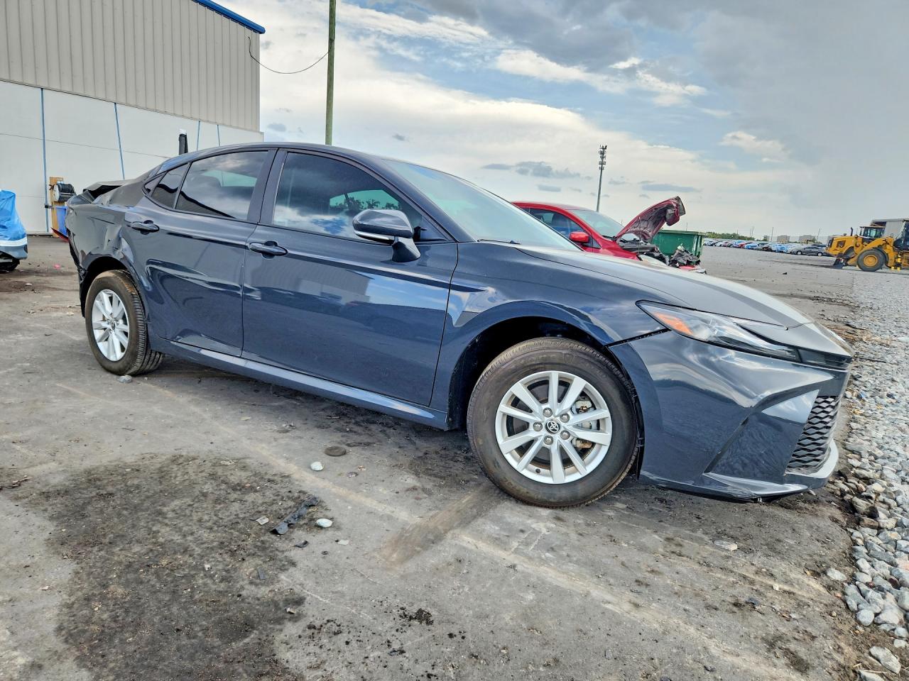 2025 TOYOTA CAMRY LE — снимка 4
