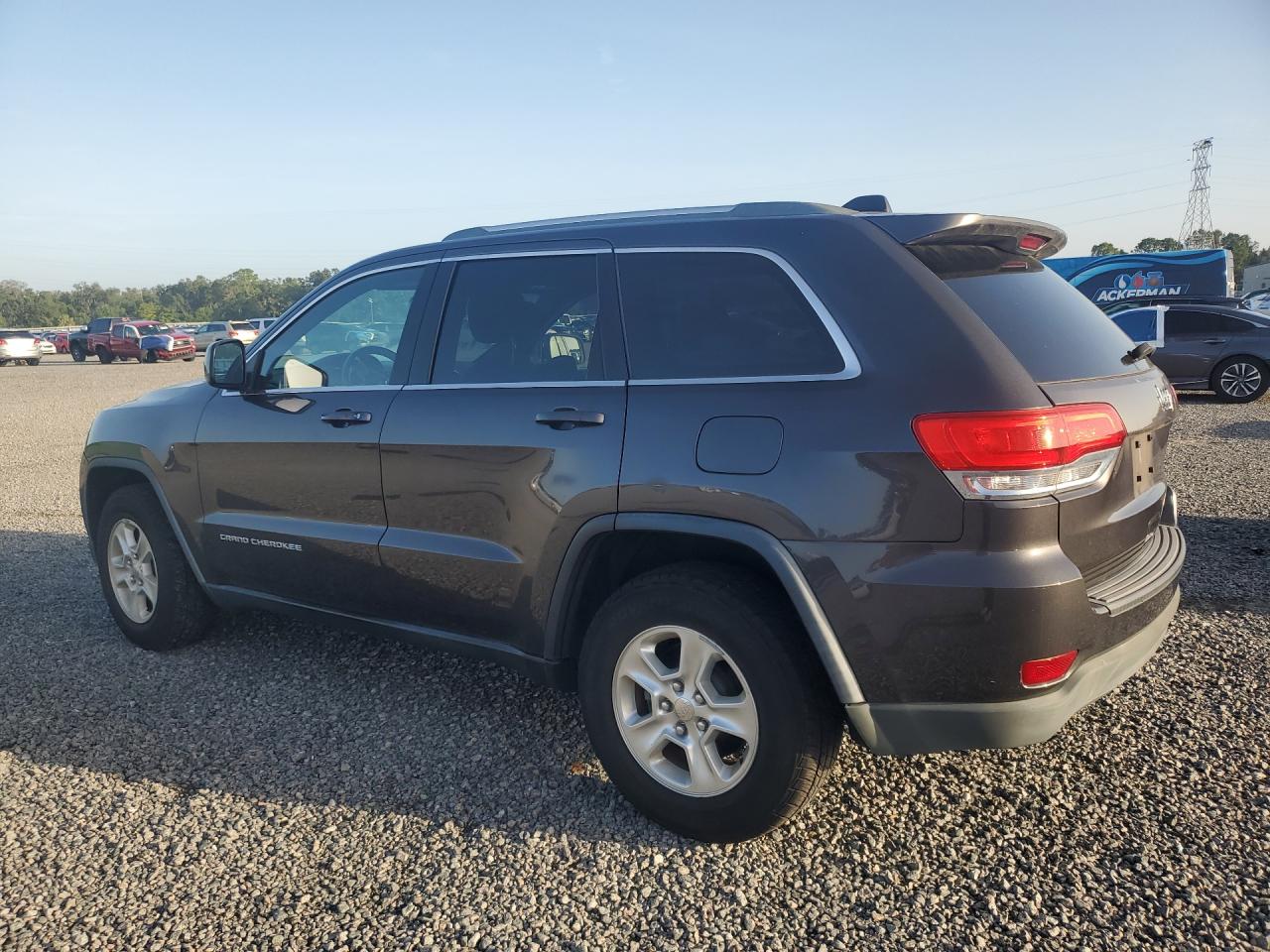 2015 JEEP GRAND CHEROKEE LAREDO — снимка 2