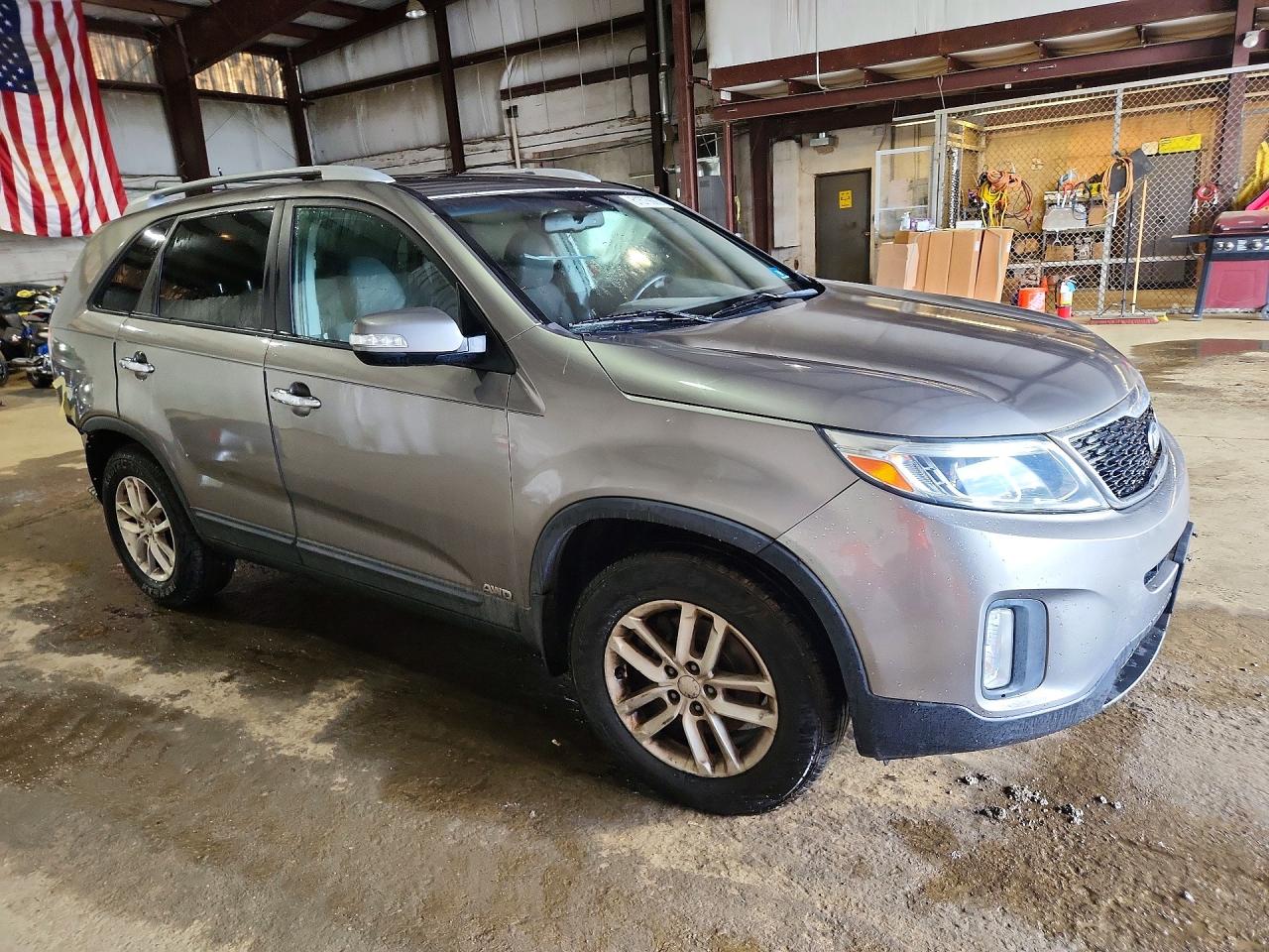 2015 KIA SORENTO LX — снимка 4