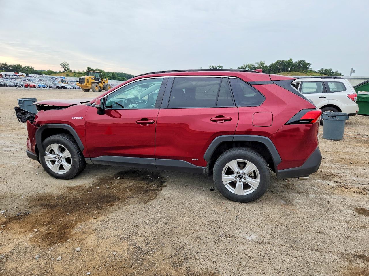2020 TOYOTA RAV4 HYBRID XLE — снимка 2