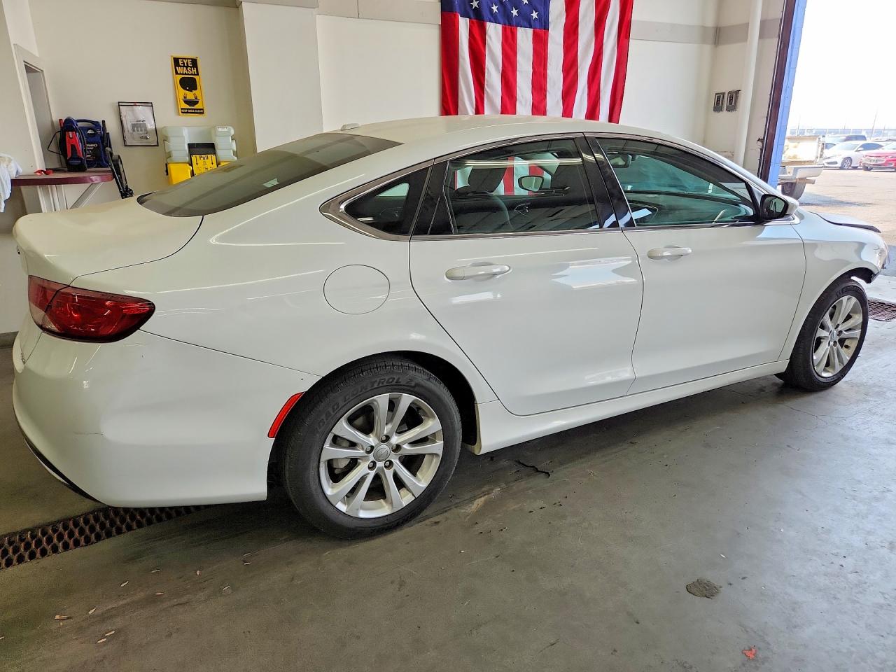 2015 CHRYSLER 200 LIMITED — снимка 3