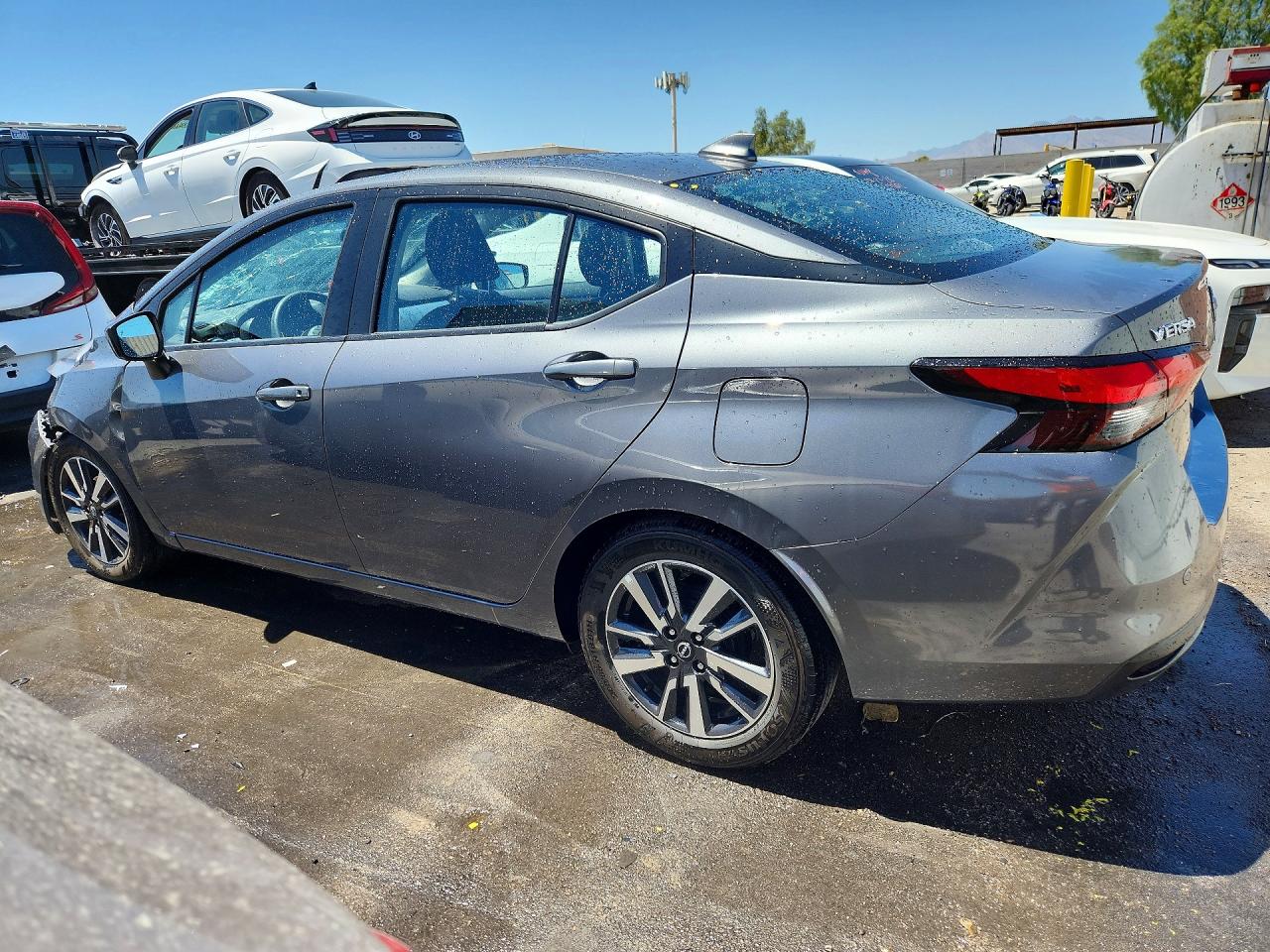 2025 NISSAN VERSA SV — снимка 2