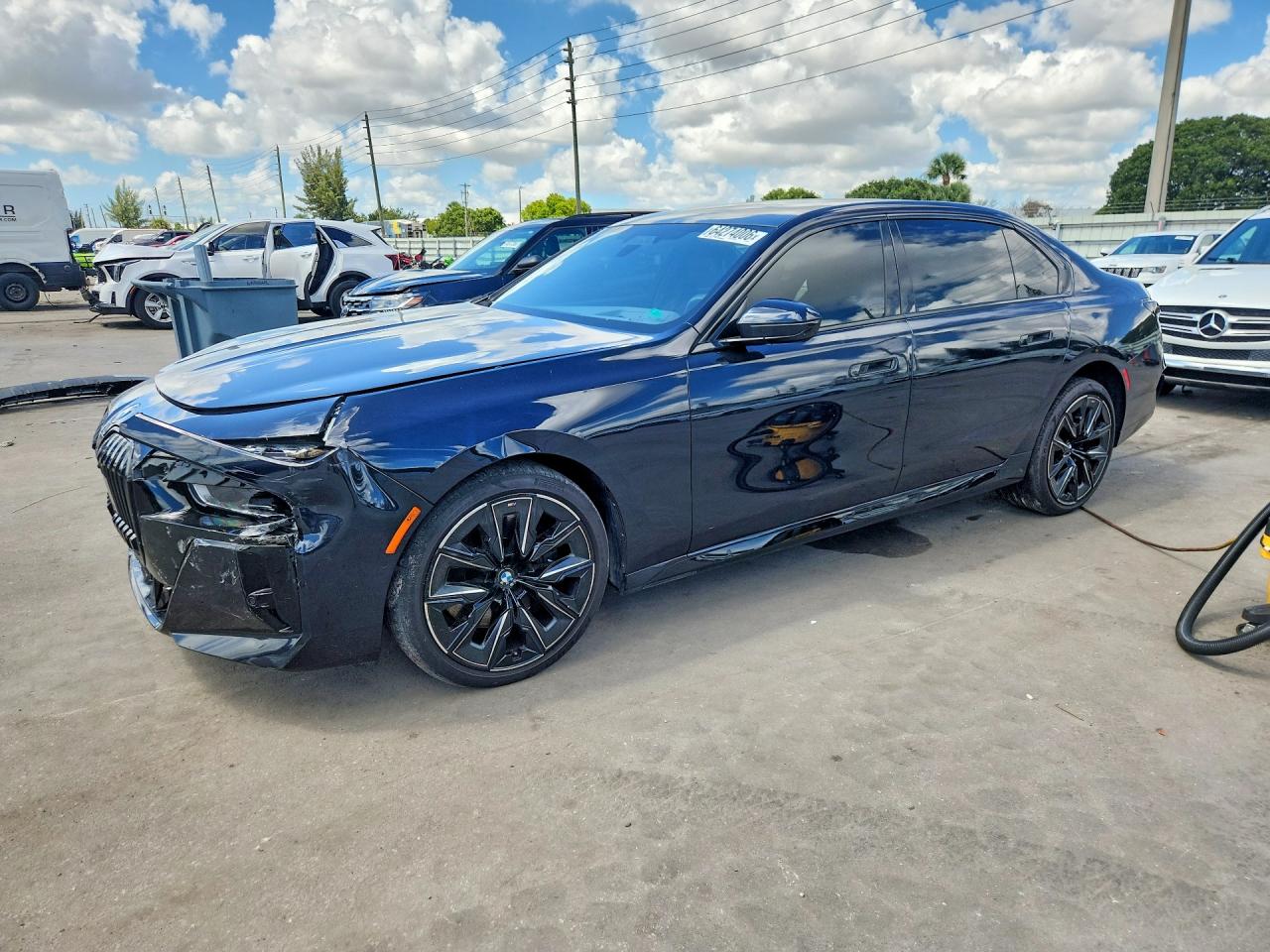 2023 BMW 740 I