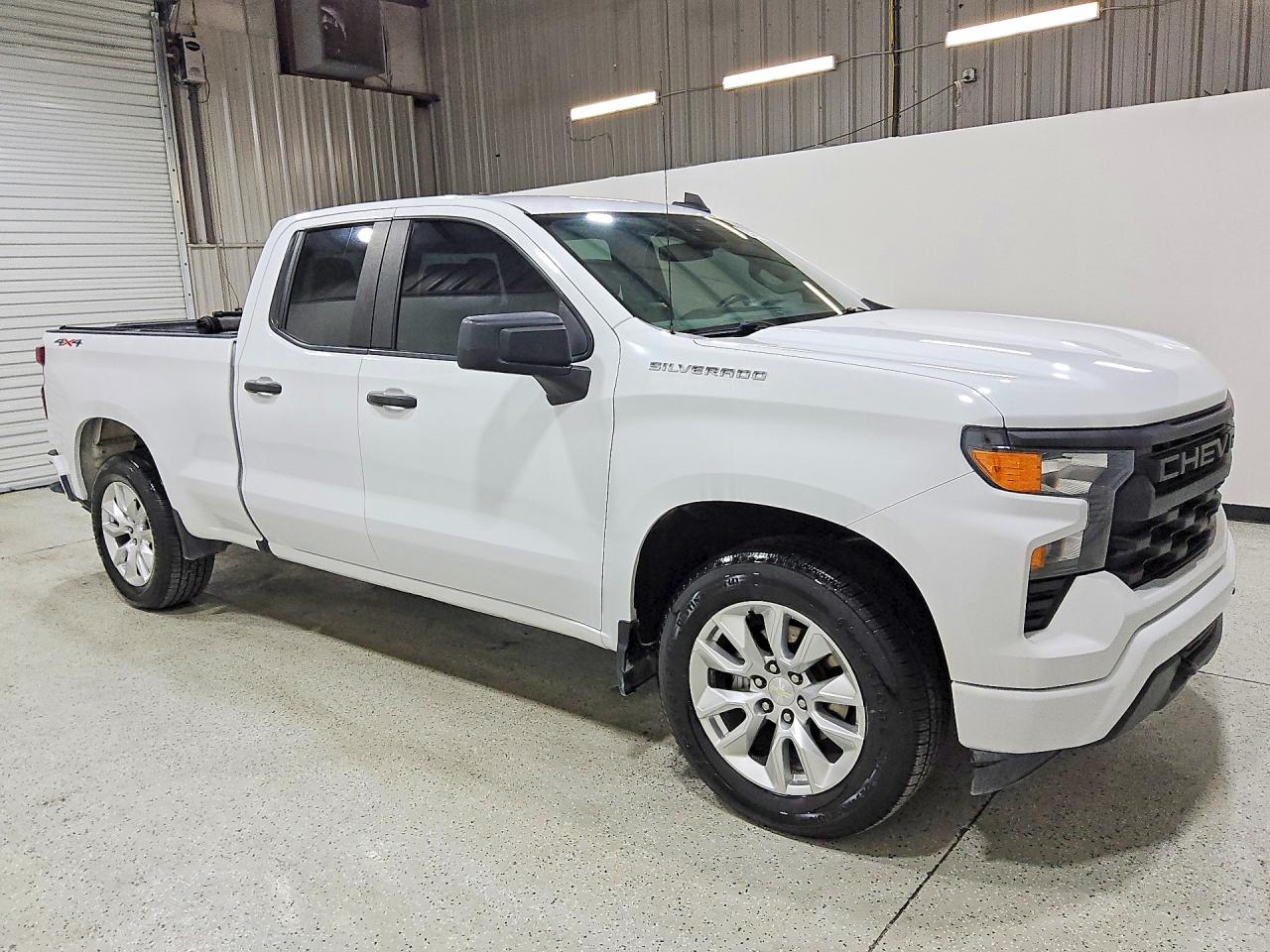 2023 CHEVROLET SILVERADO K1500 CUSTOM — снимка 4