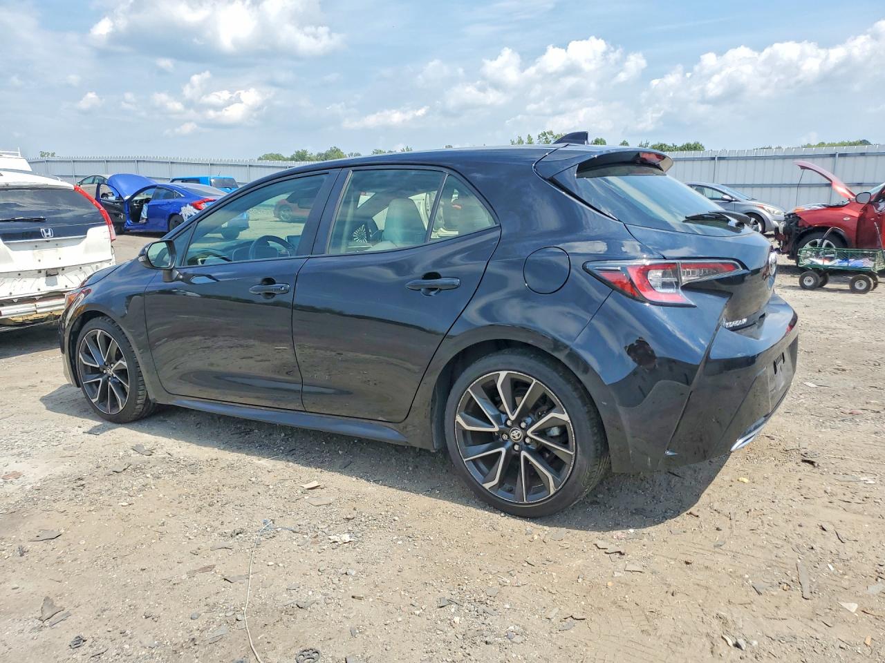 2019 TOYOTA COROLLA HATCHBACK XSE — снимка 2